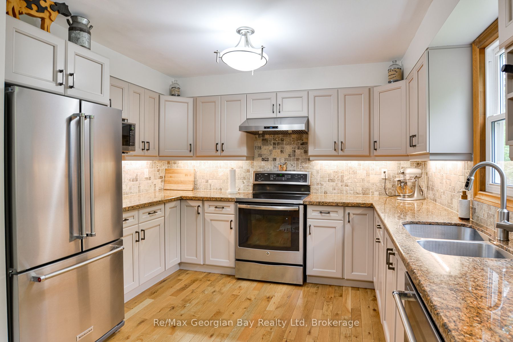 30 Sumac Crescent Property Photo 14