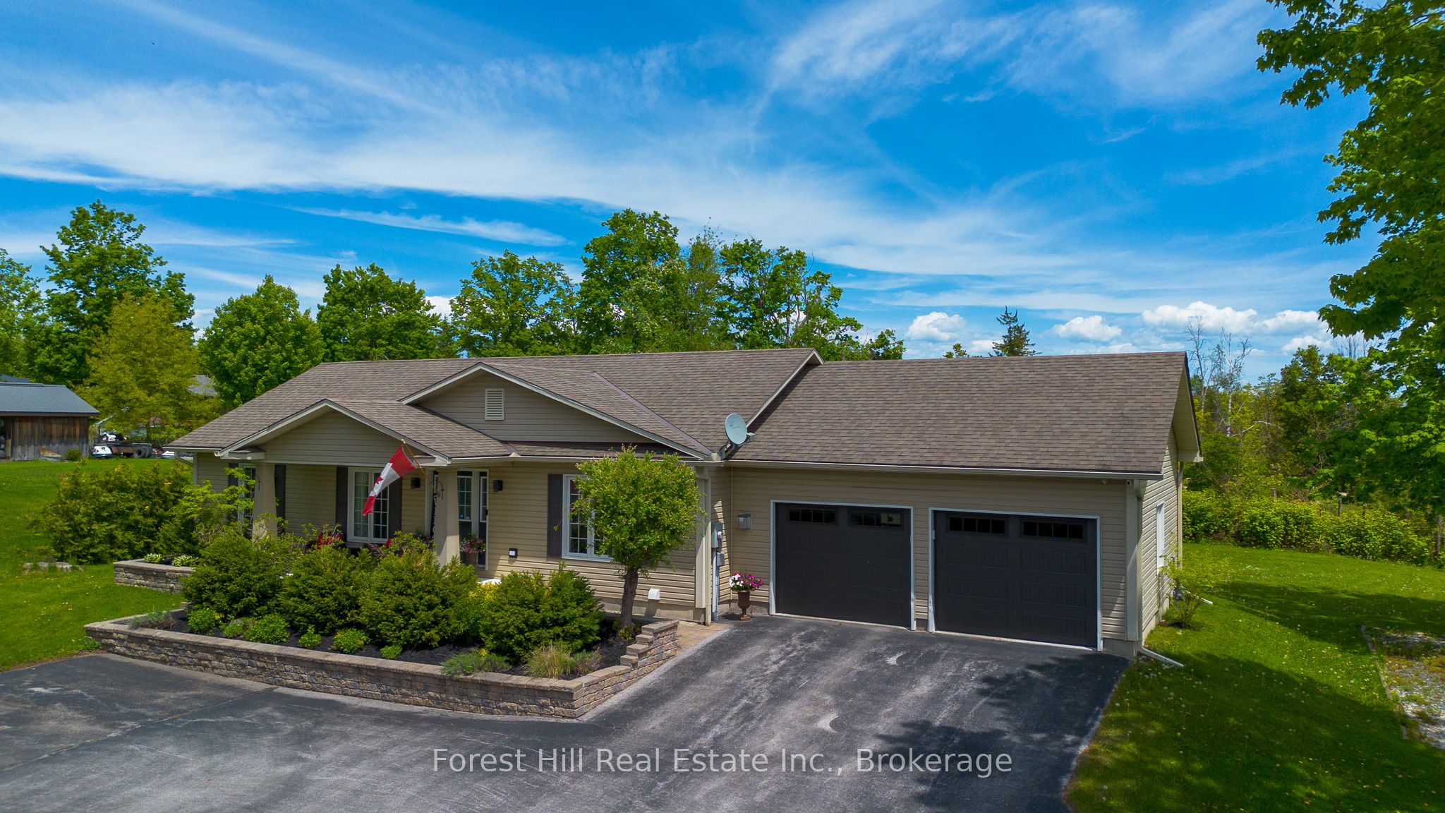 27 Greengables Dr Property Photo 1
