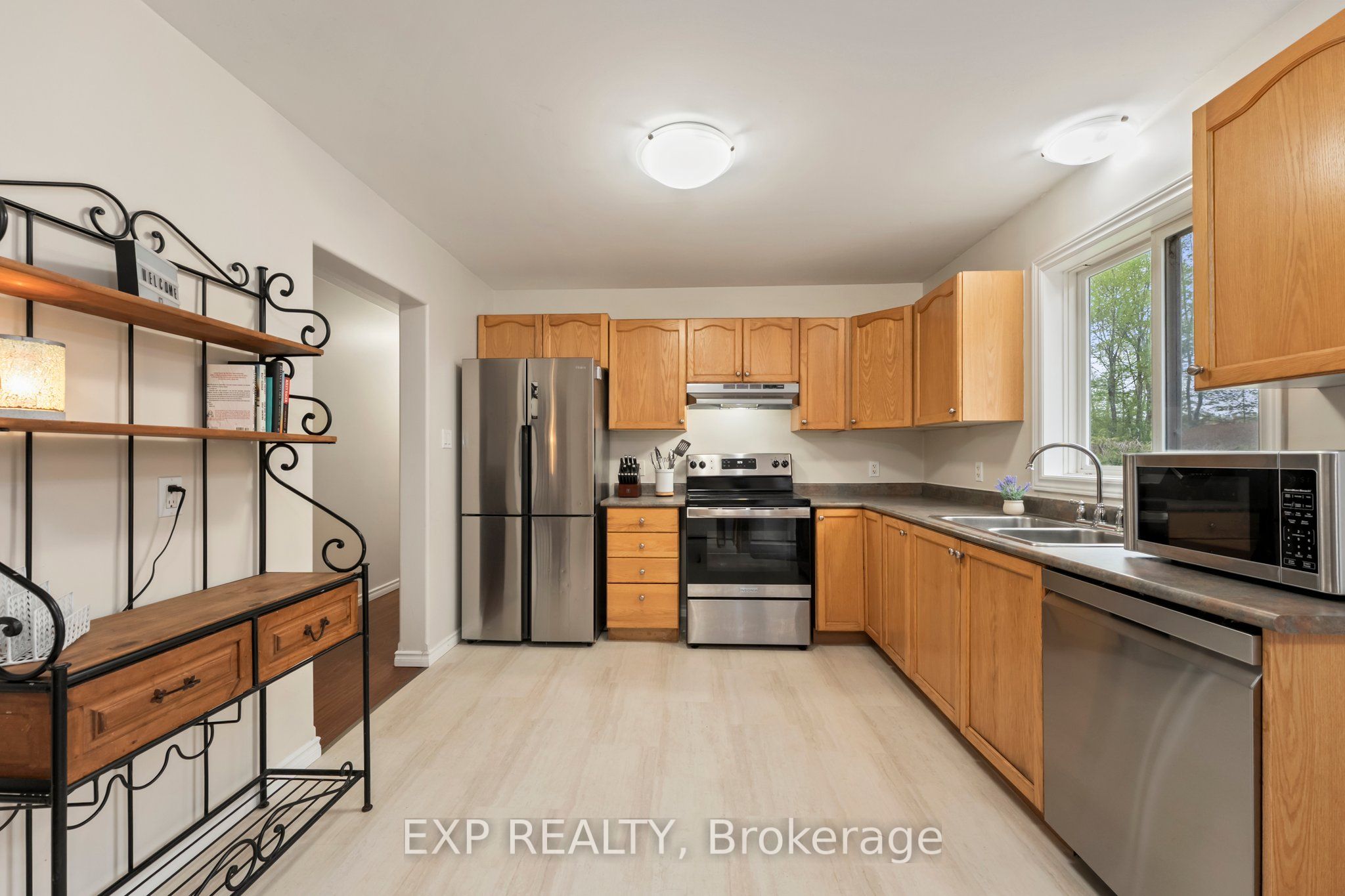 3995 Woodland Drive Property Photo 13