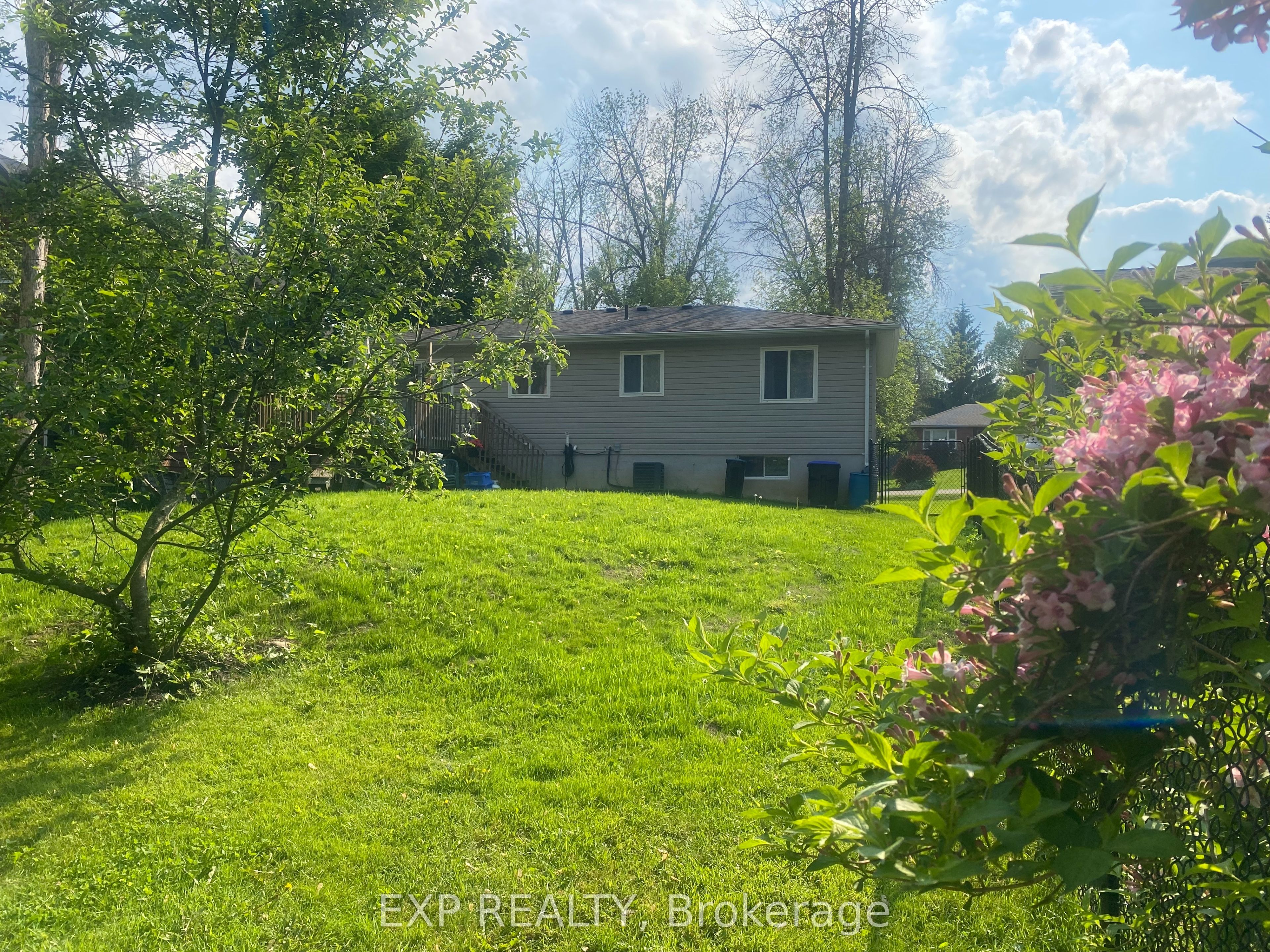 3995 Woodland Drive Property Photo 28