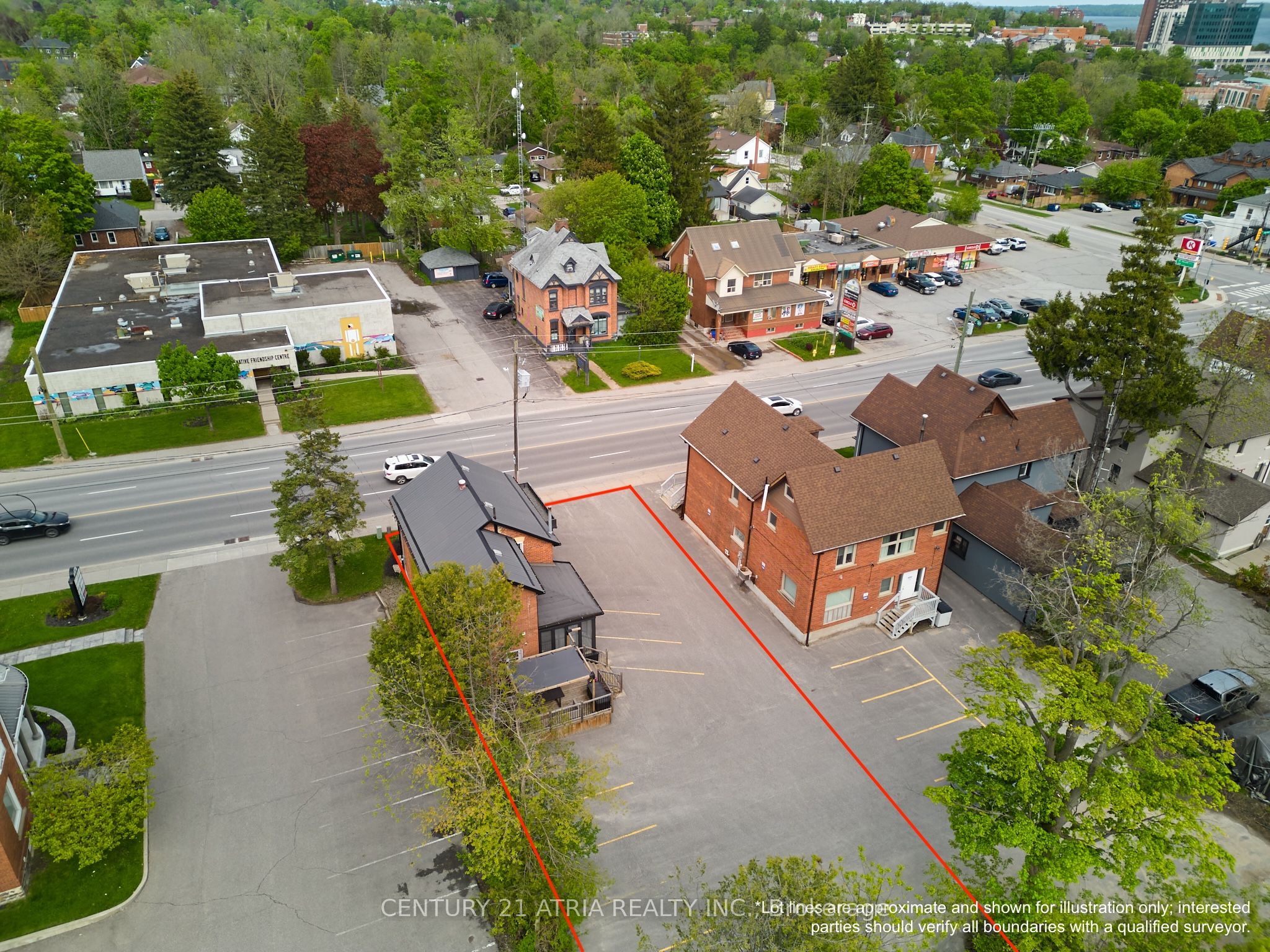 174 Bayfield St Property Photo 4