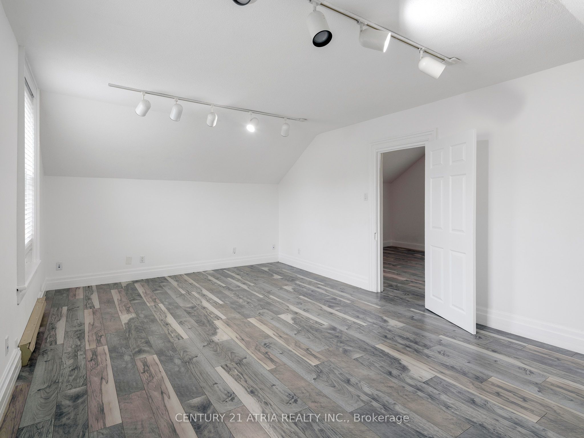 174 Bayfield St Property Photo 22