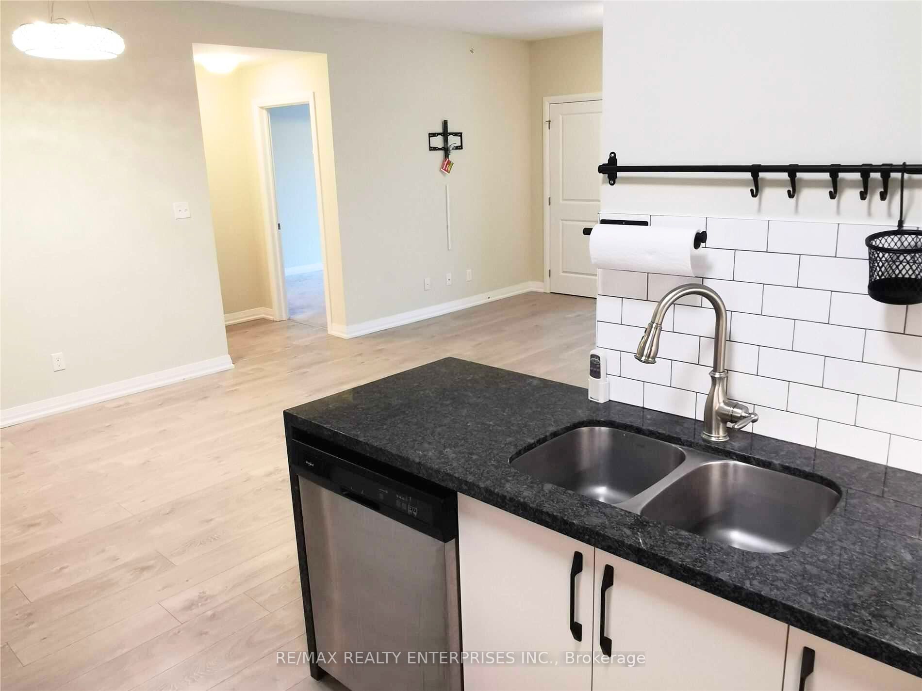 54 Koda Street 212 Property Photo 6