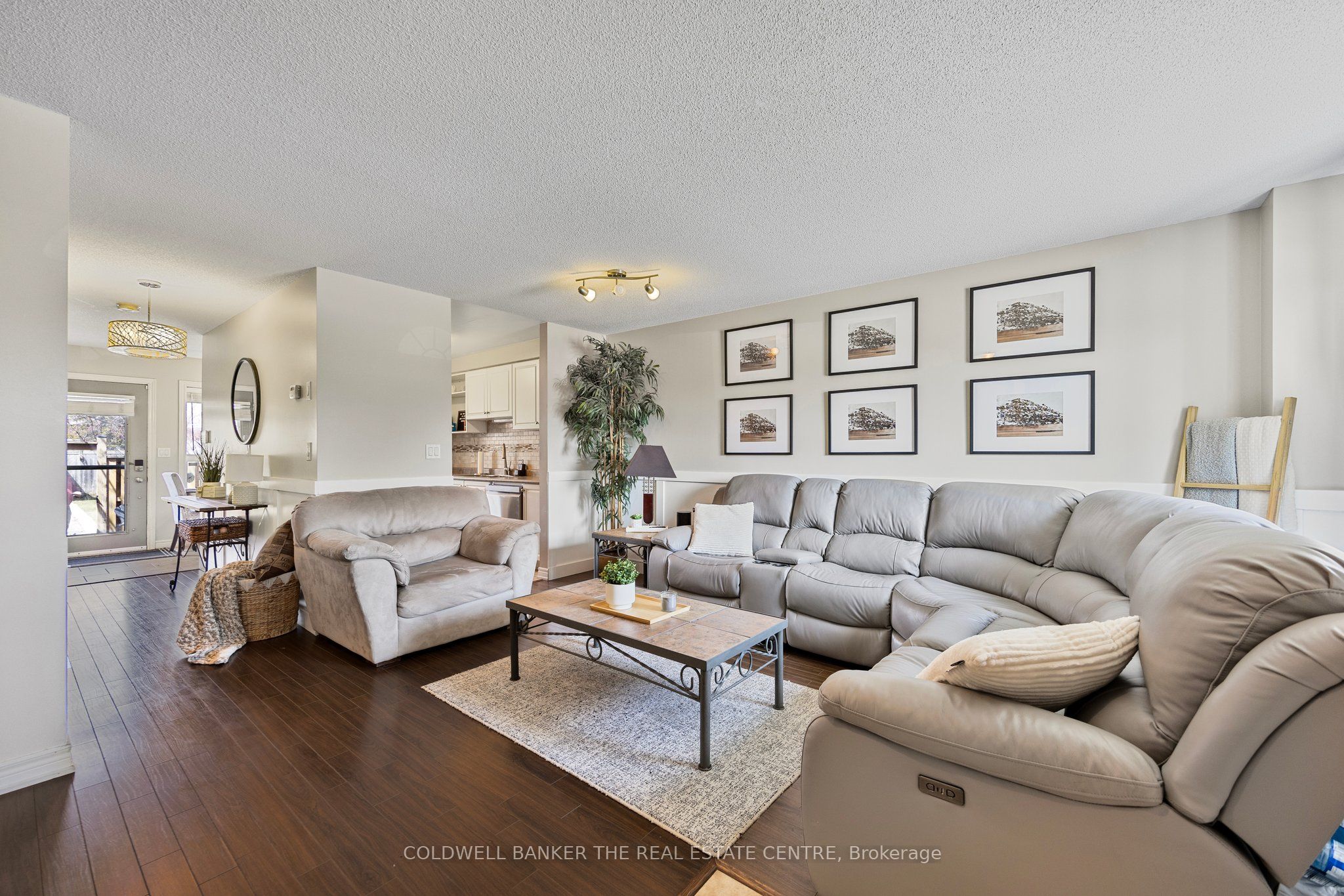 234 Cundles Rd E Property Photo 11