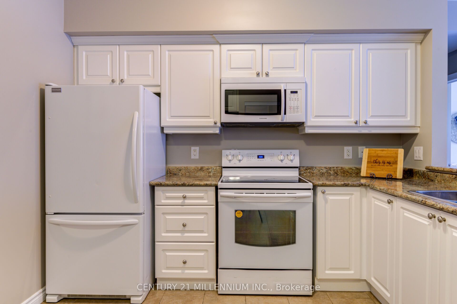 19a Yonge Street N 208 Property Photo 11