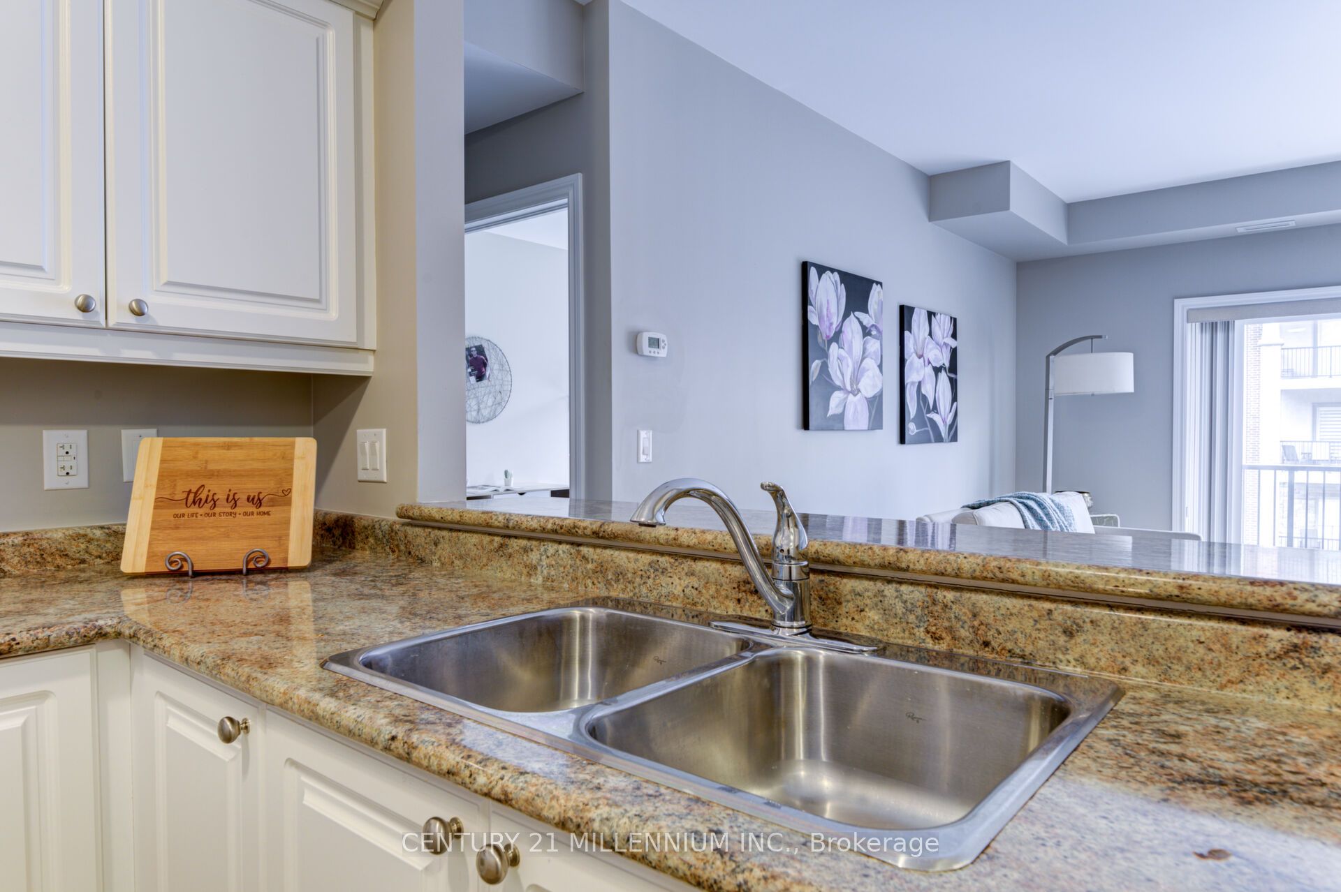 19a Yonge Street N 208 Property Photo 13