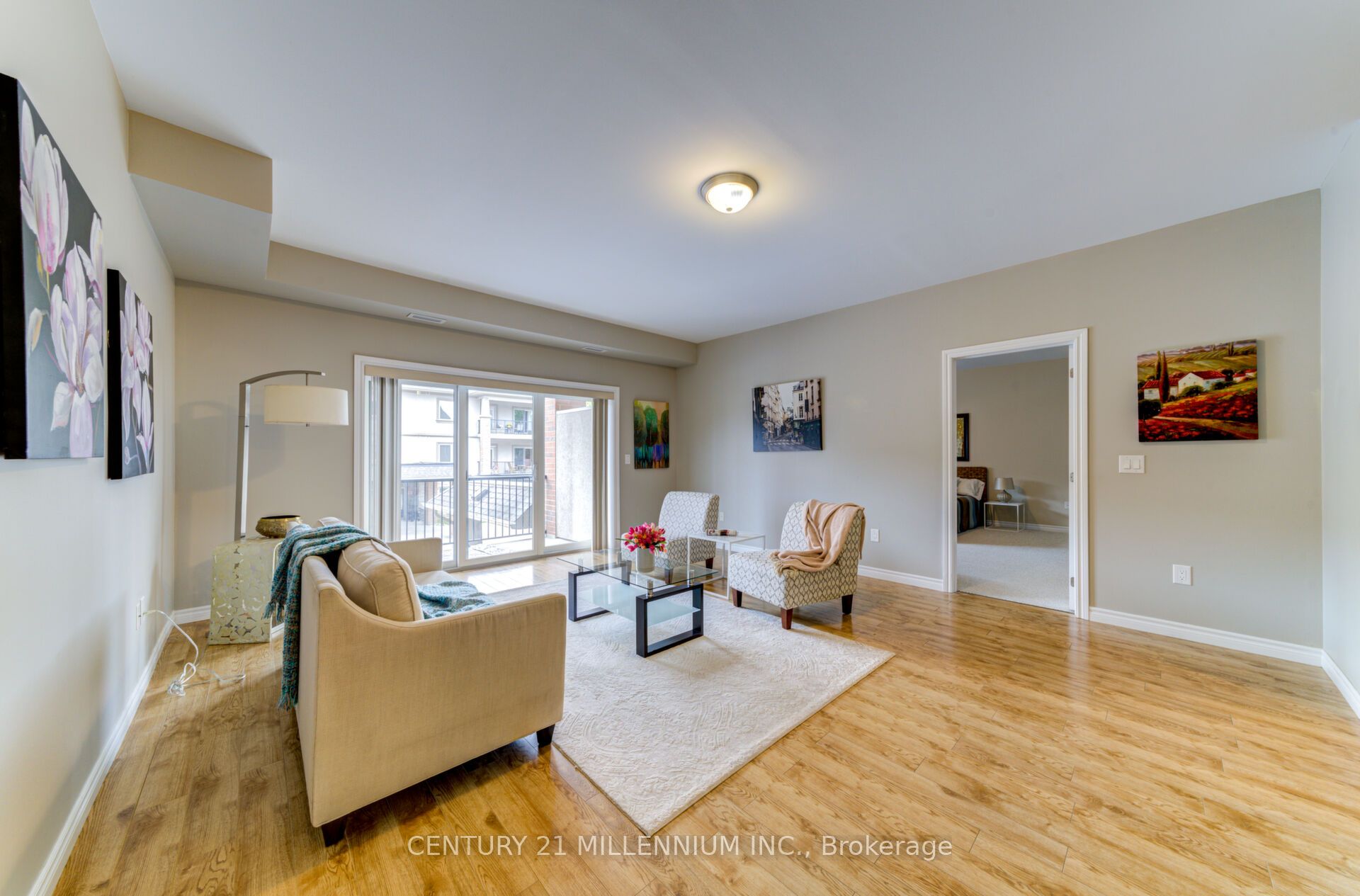 19a Yonge Street N 208 Property Photo 16