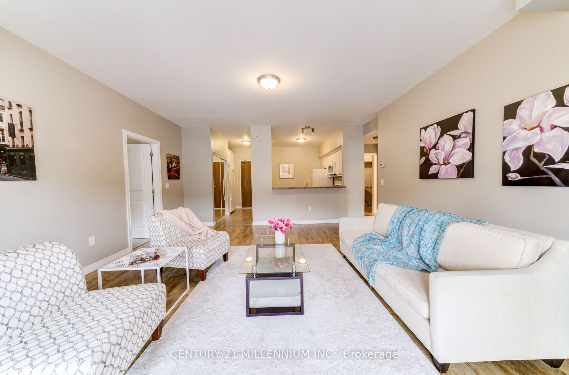19a Yonge Street N 208 Property Photo 19