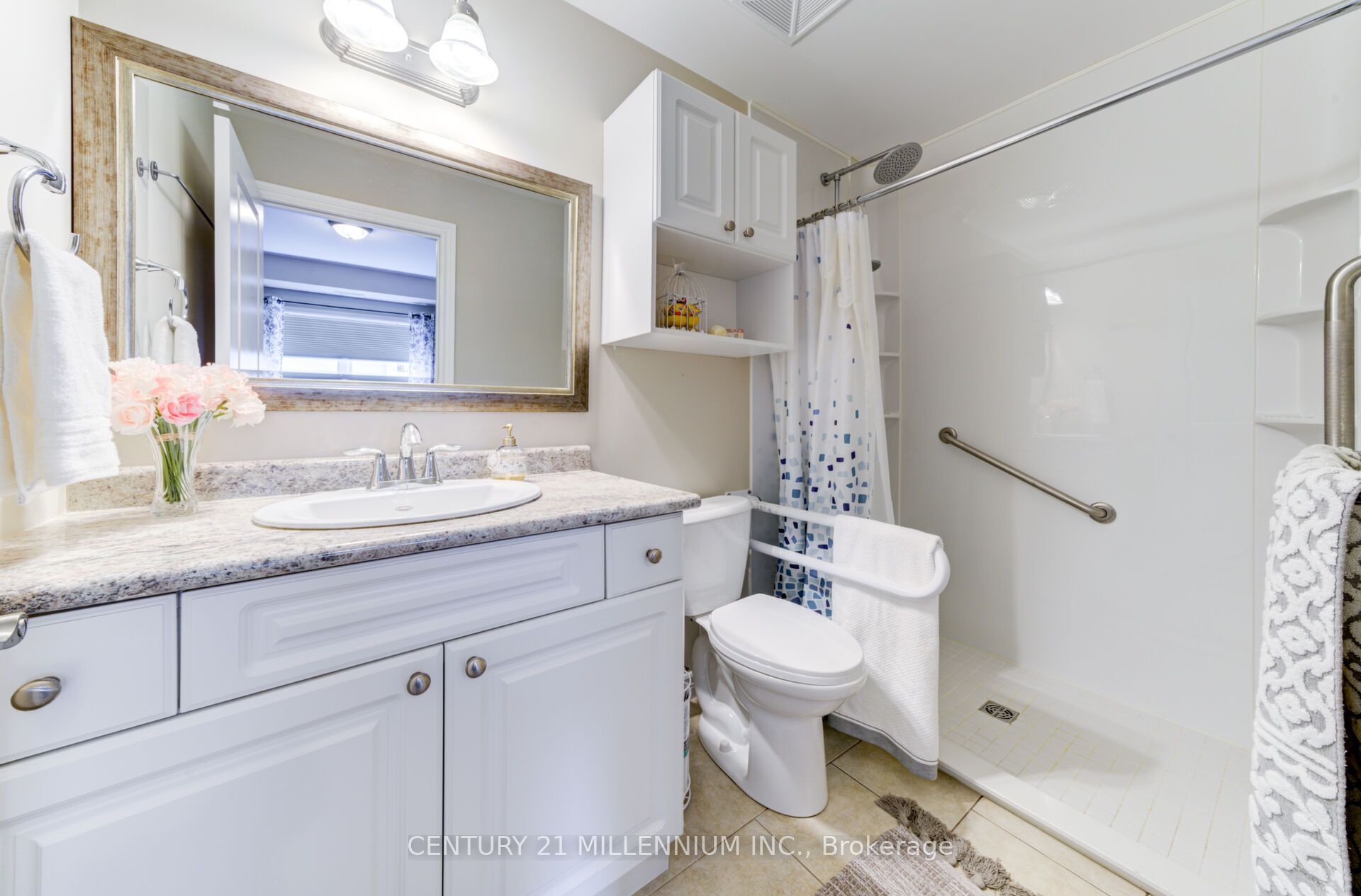 19a Yonge Street N 208 Property Photo 24
