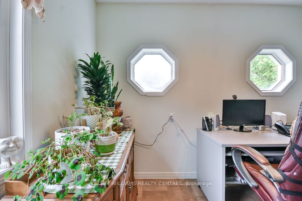 658 Manly Street Property Photo 17