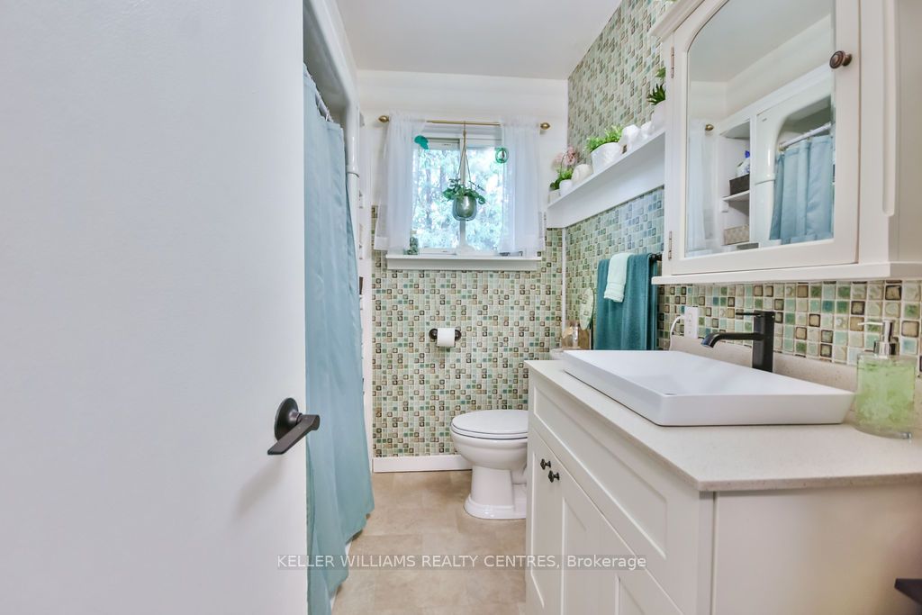 658 Manly Street Property Photo 25