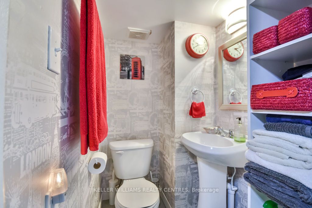 658 Manly Street Property Photo 33
