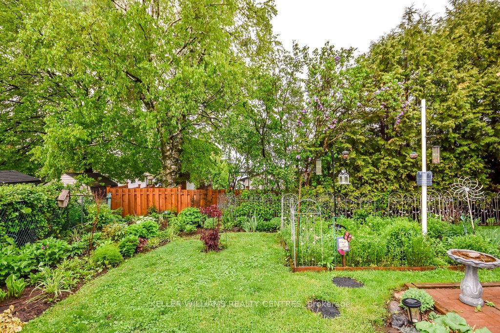 658 Manly Street Property Photo 45