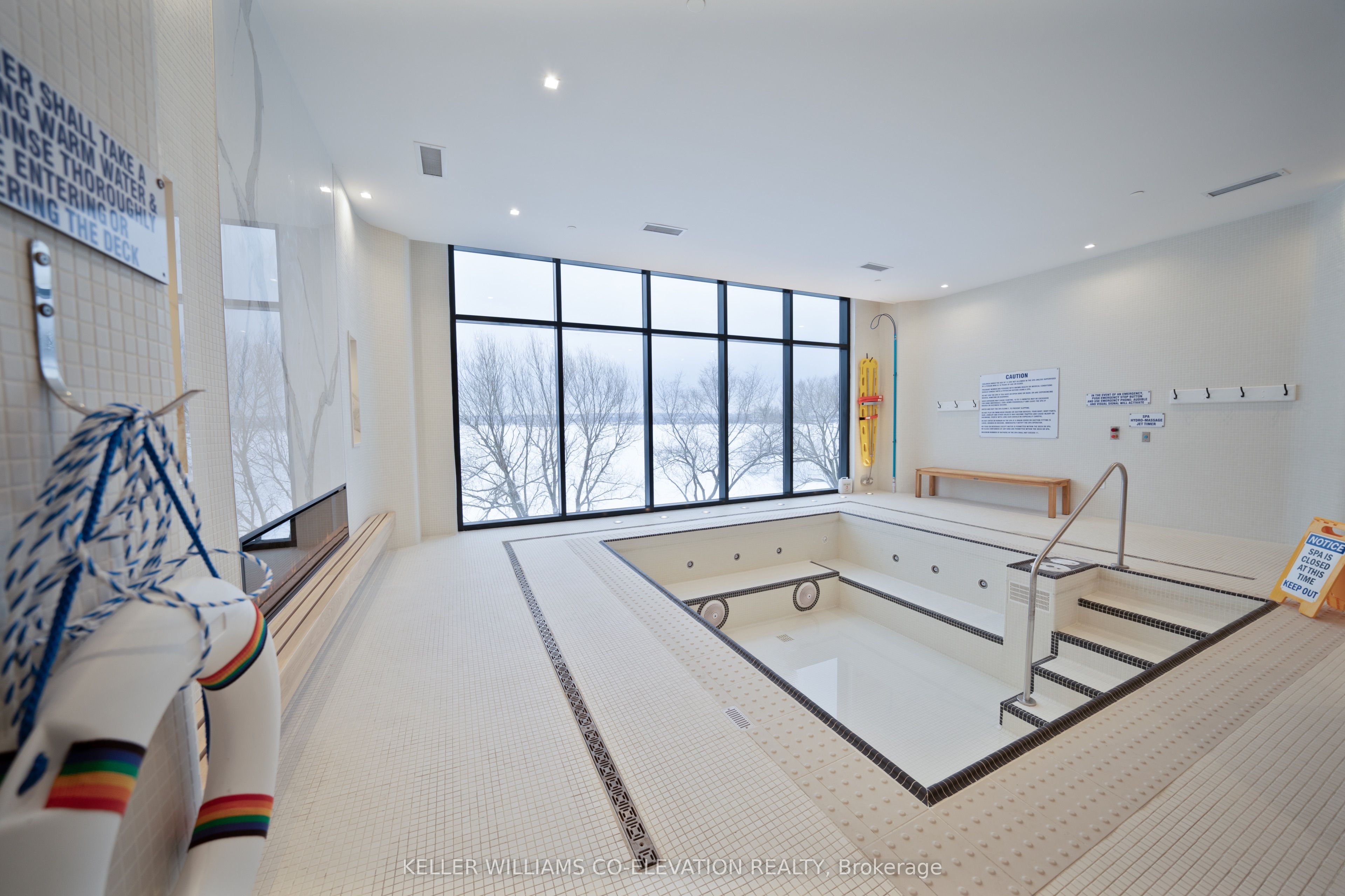 185 Dunlop Street E 414 Property Photo 36