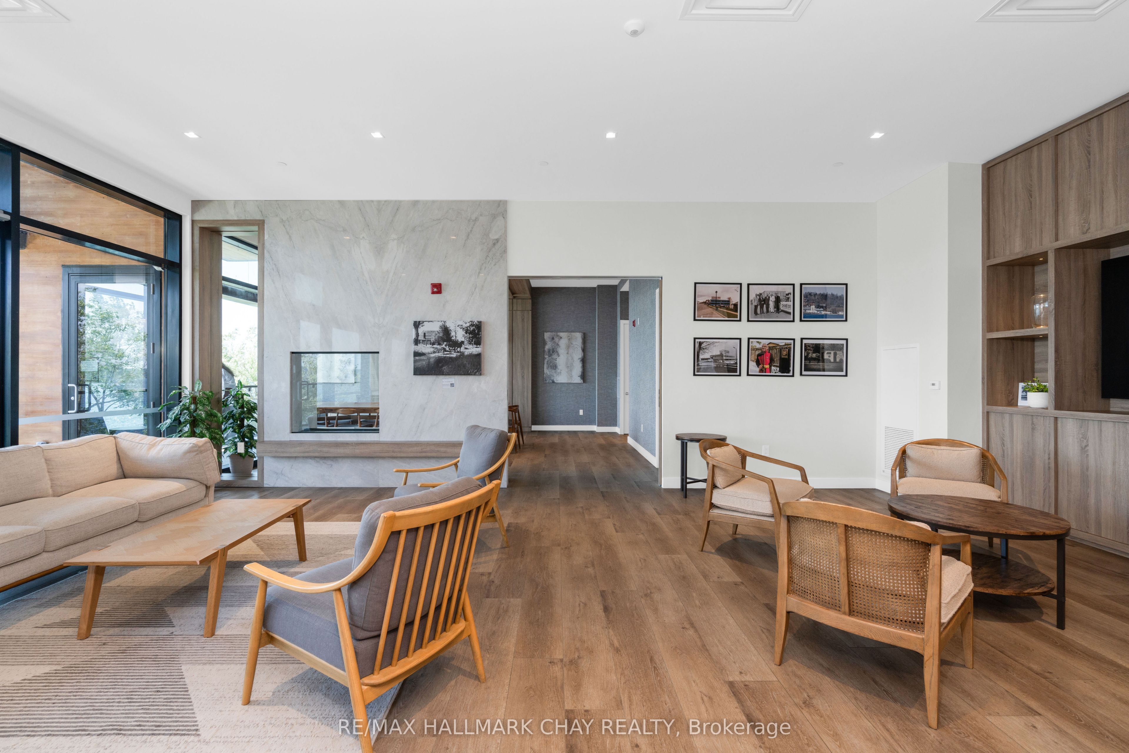 185 Dunlop Street E 521 Property Photo 14
