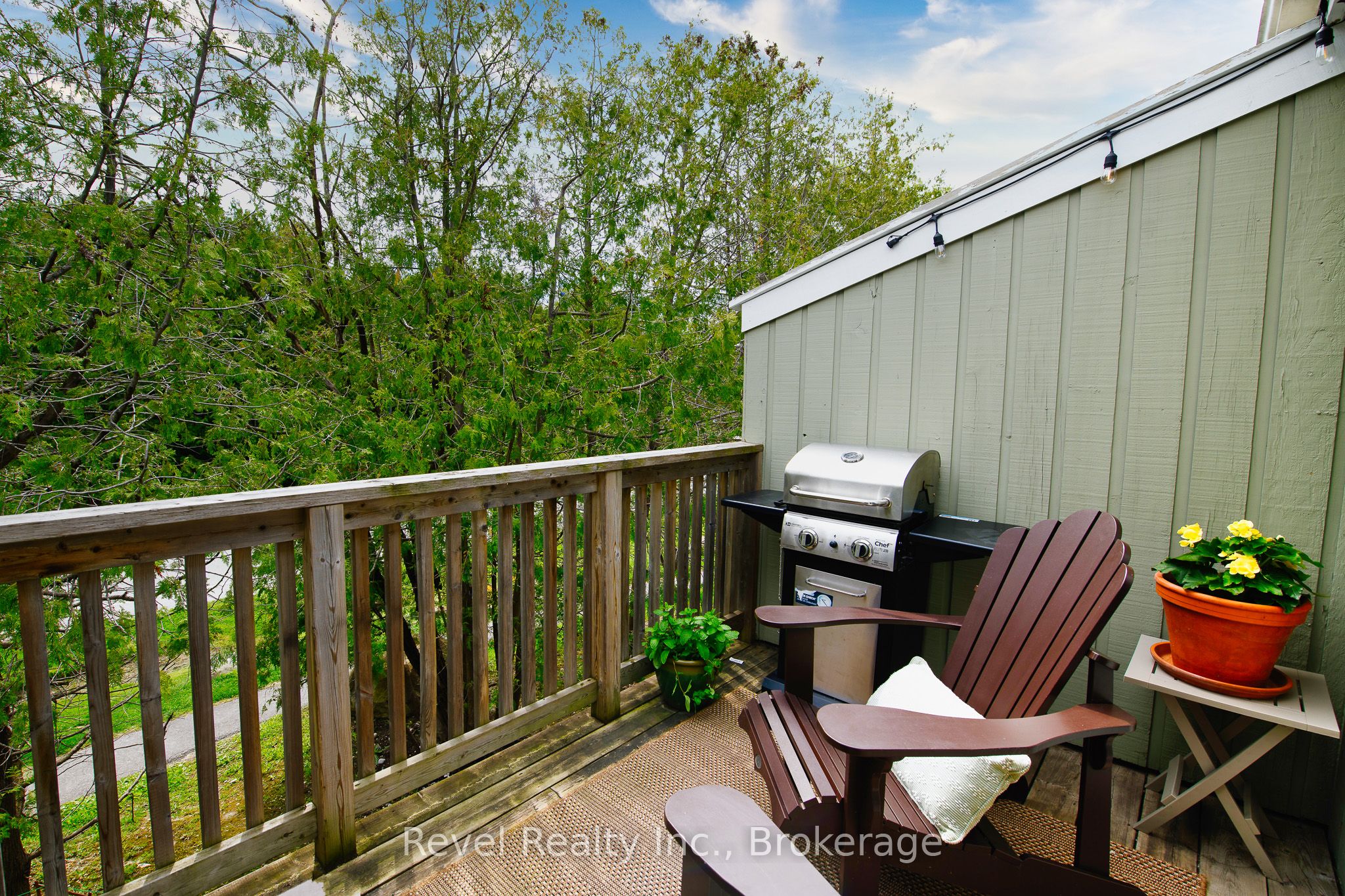 15 Dawson Drive 1 Property Photo 5