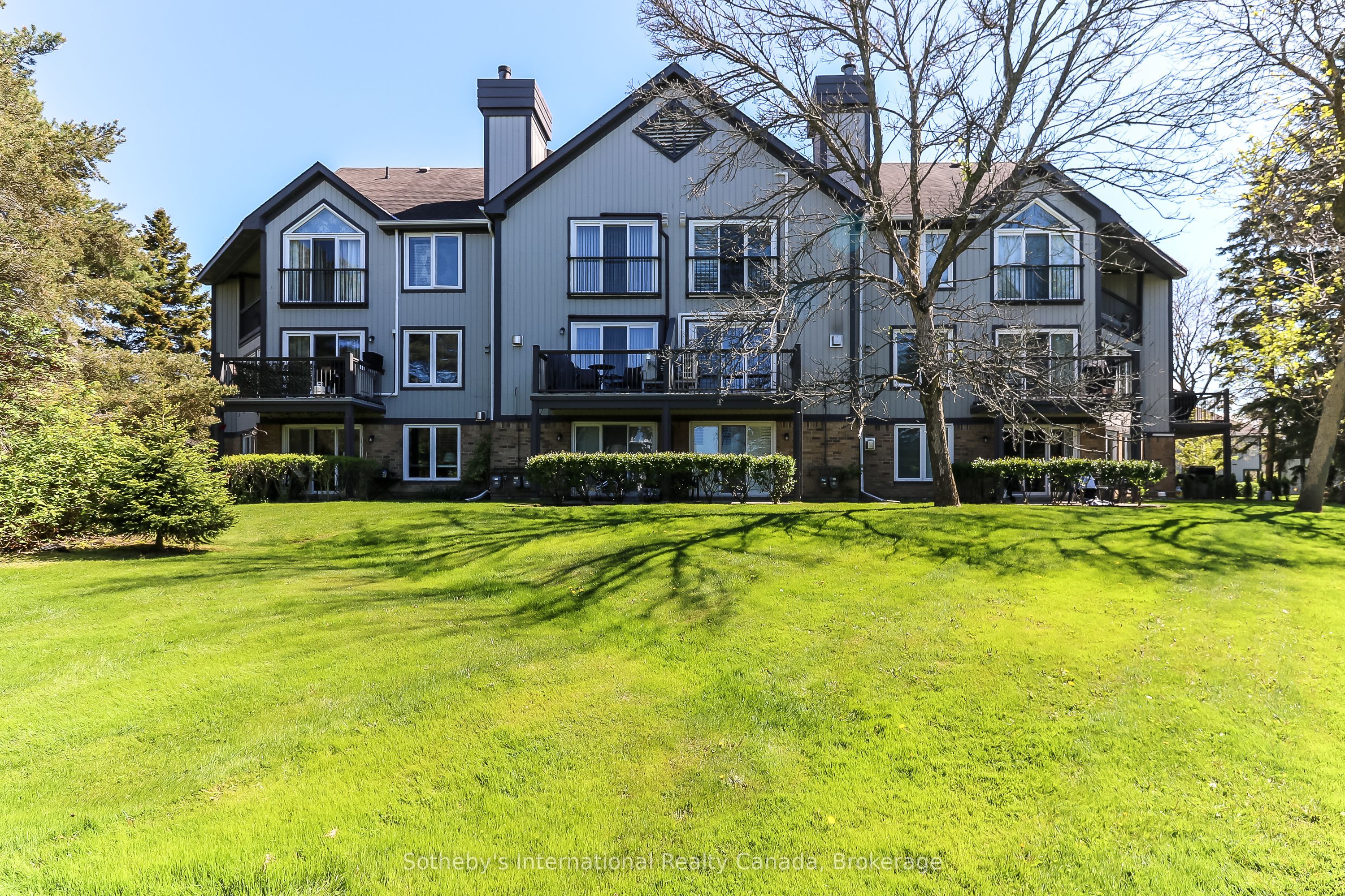 348 Mariners Way Property Photo 1