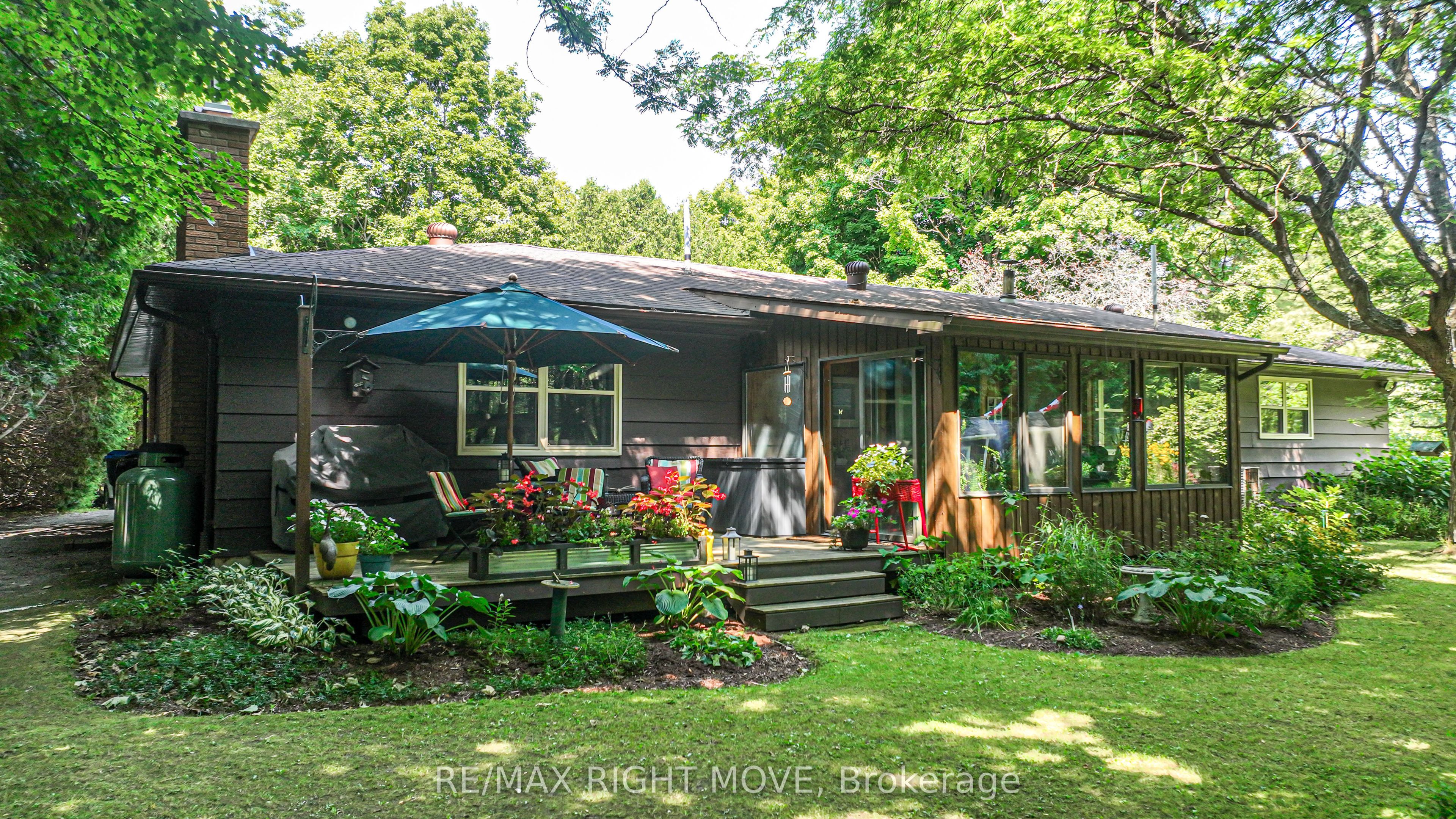 1613 Mt. St. Louis Road E Property Photo 7