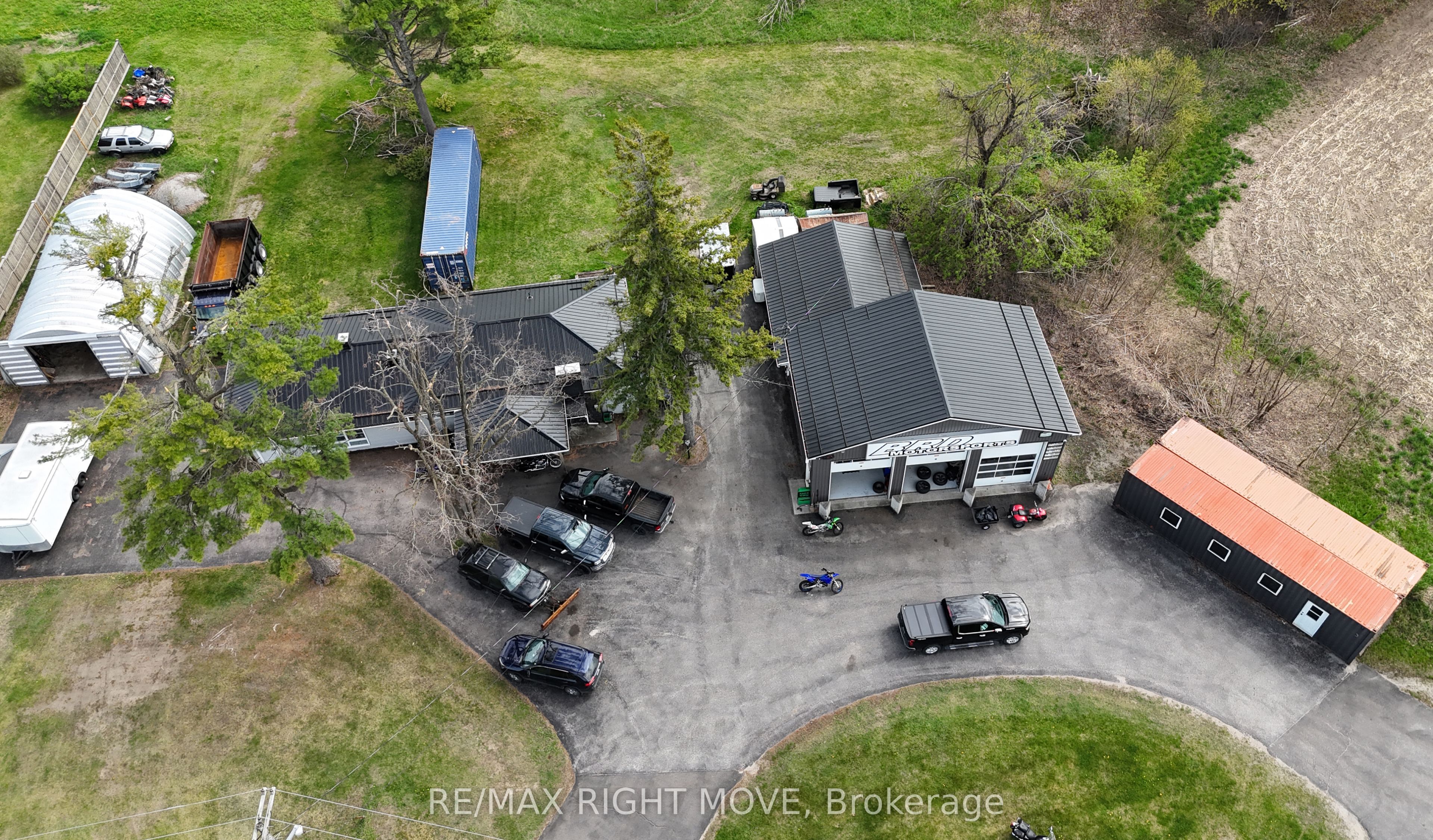 8806 12 Highway Property Photo 2