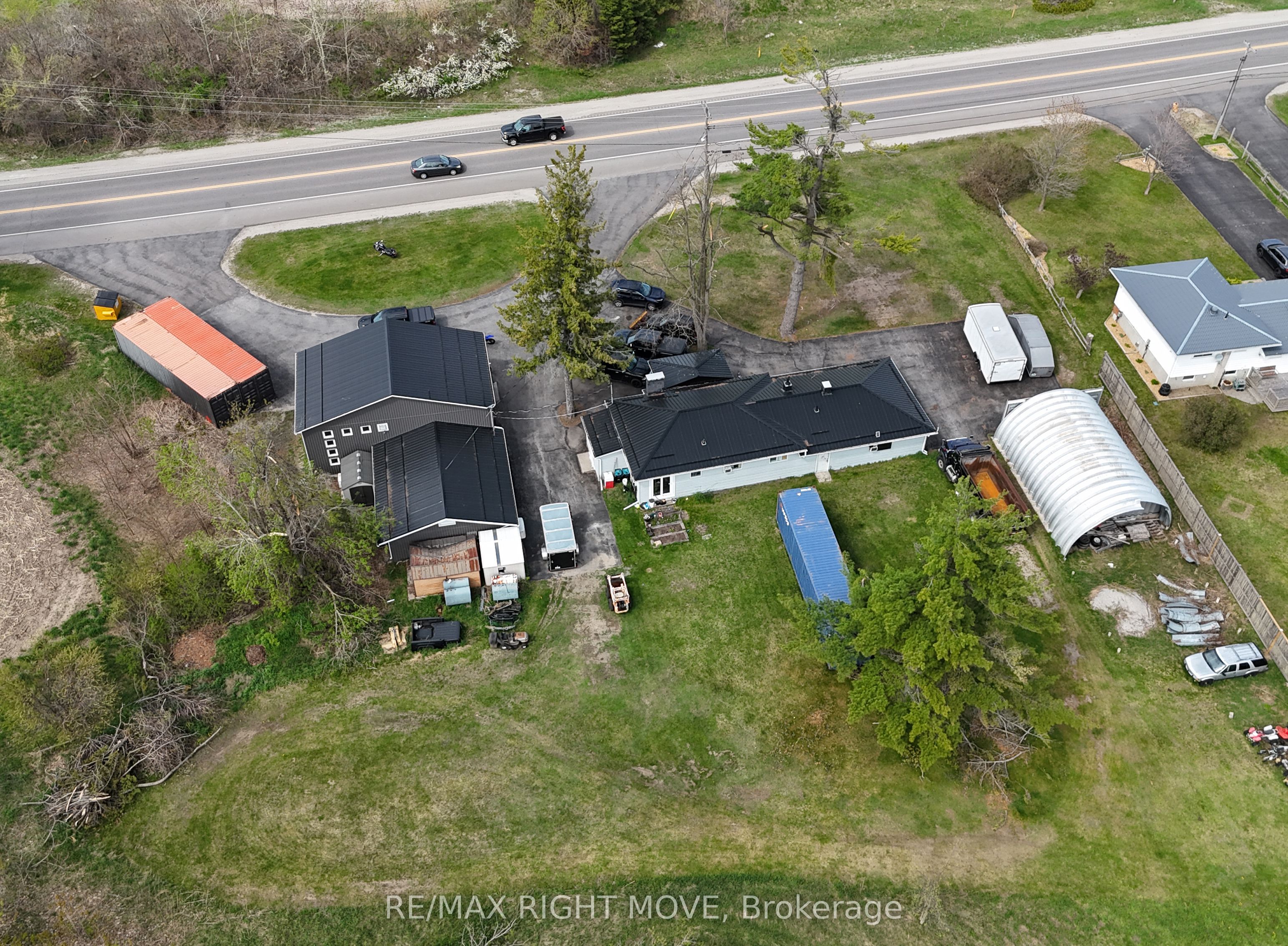 8806 12 Highway Property Photo 3