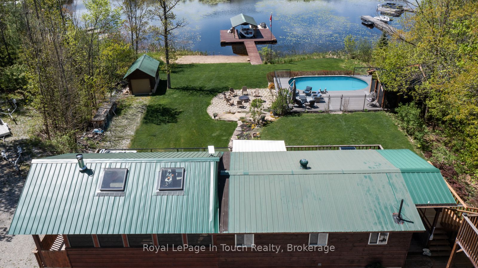 2804 Janes Lane Property Photo 3
