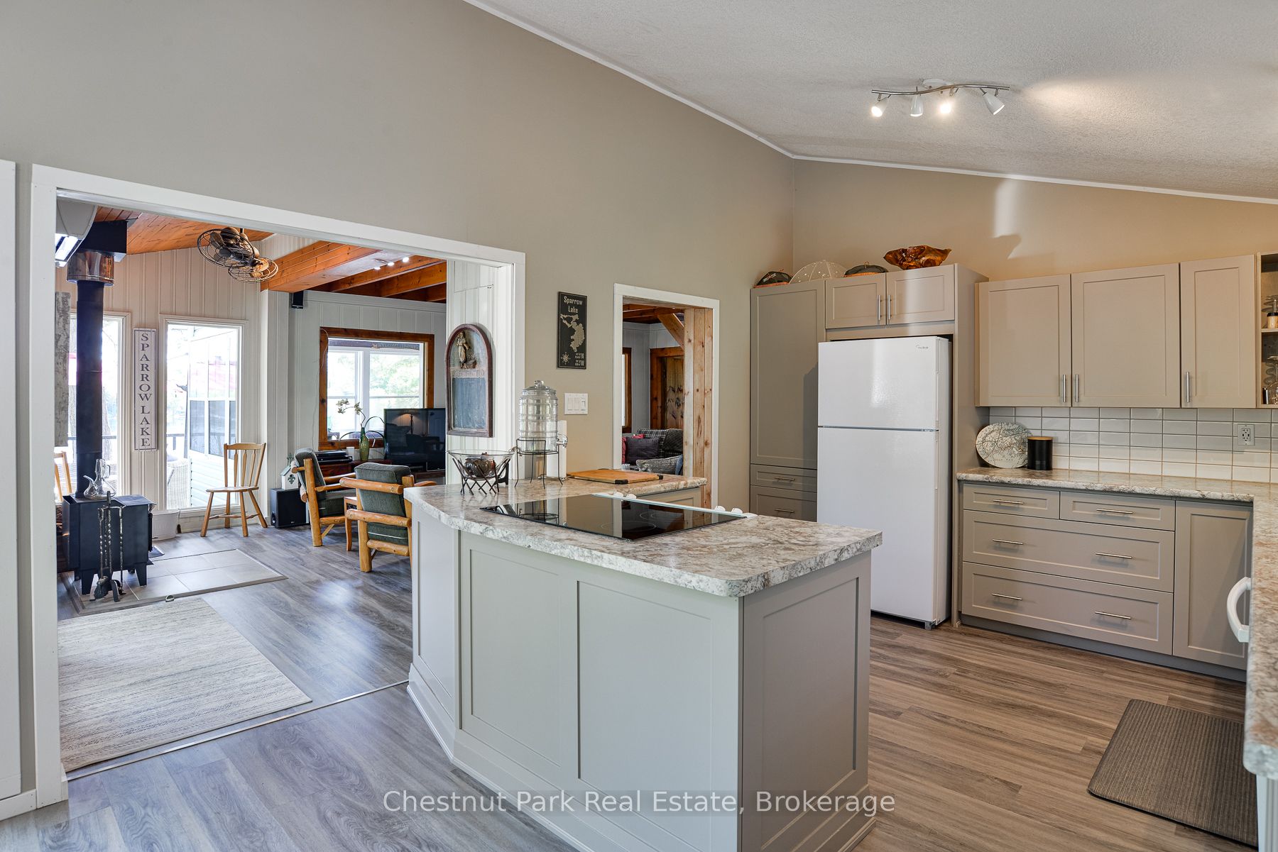 4458 Riverview Drive Property Photo 13