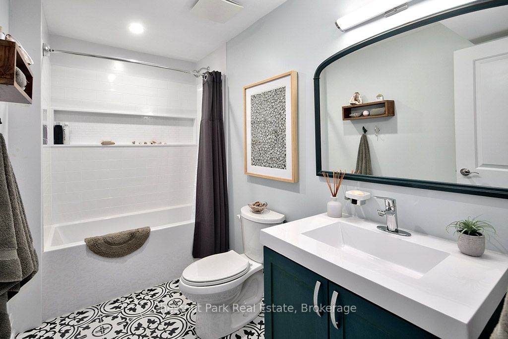 72 Hughes Street Property Photo 29