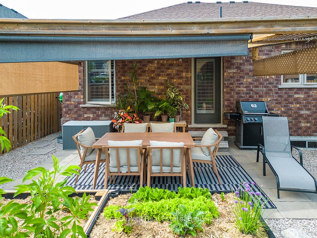 72 Hughes Street Property Photo 33