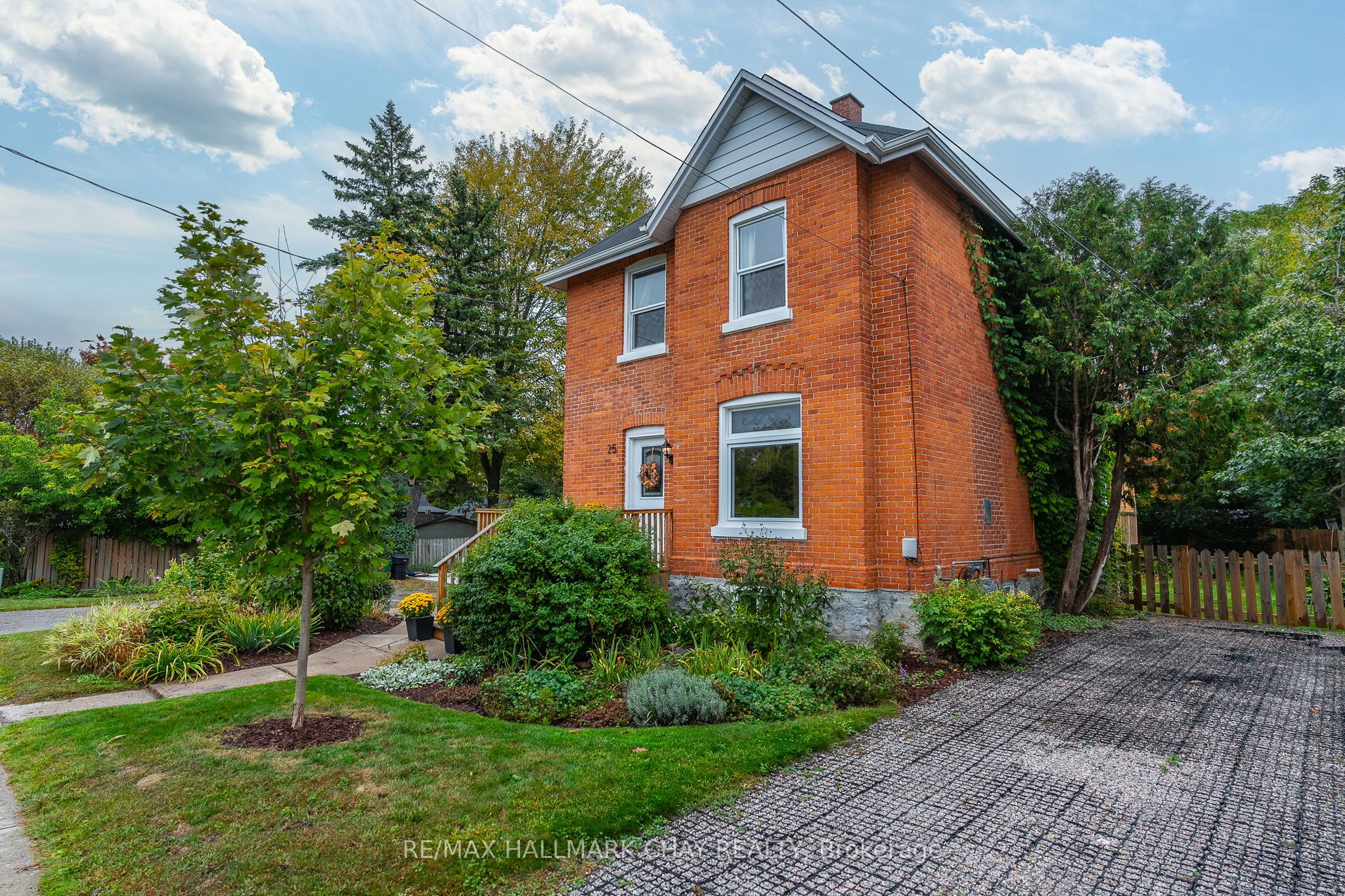 25 William Street Property Photo 5