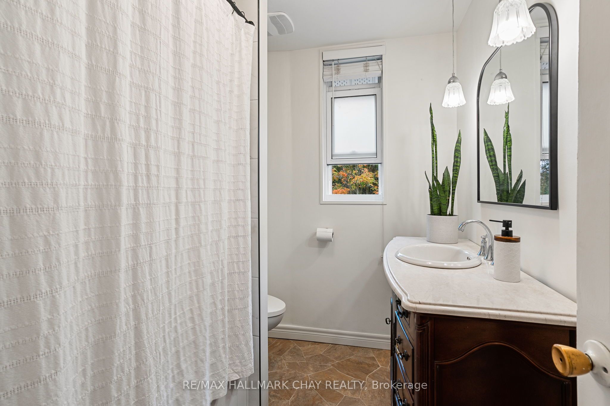 25 William Street Property Photo 27
