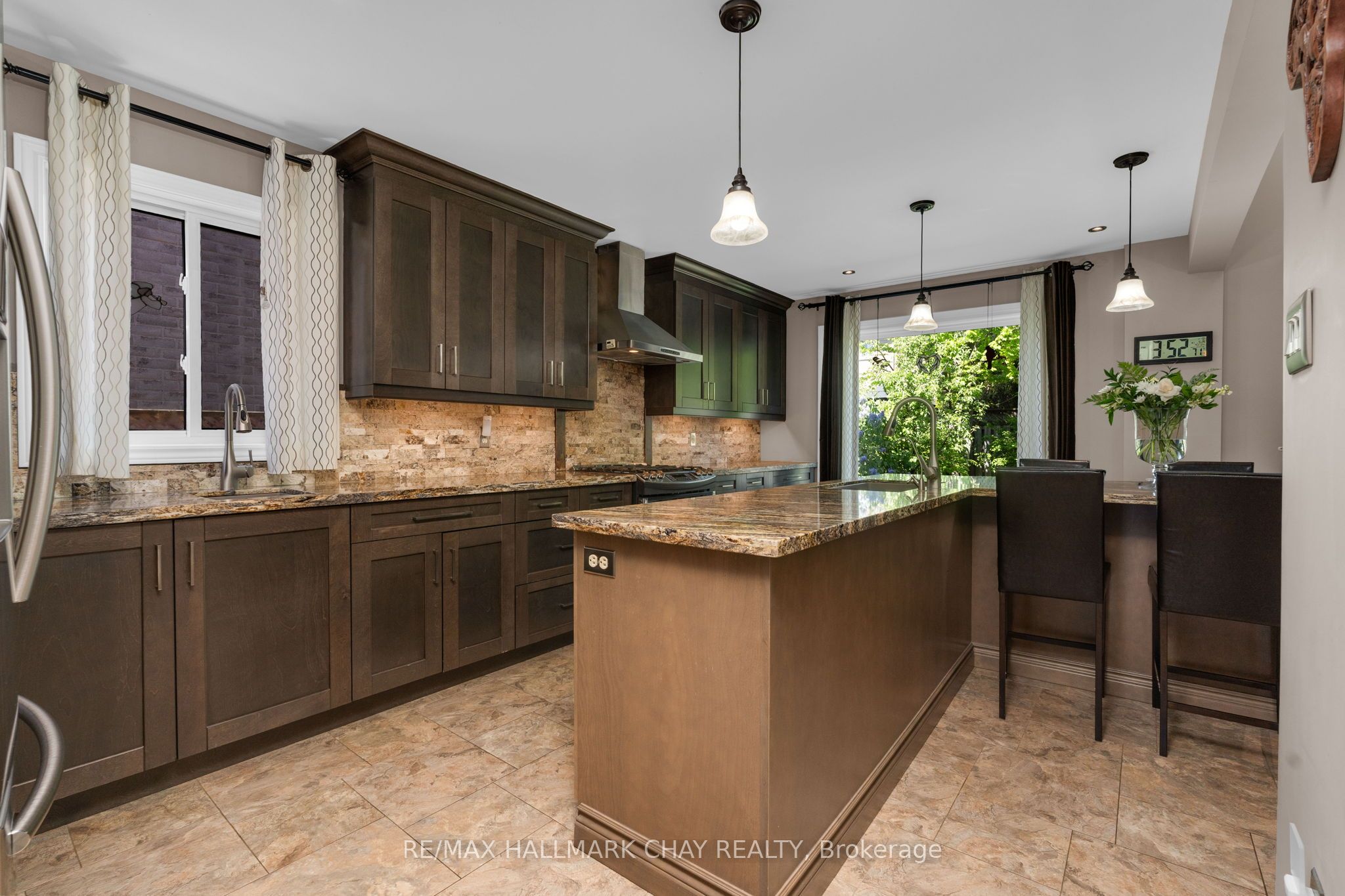 3 Meyer Avenue Property Photo 9