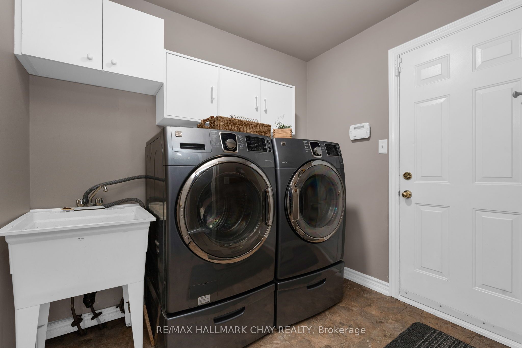 3 Meyer Avenue Property Photo 16