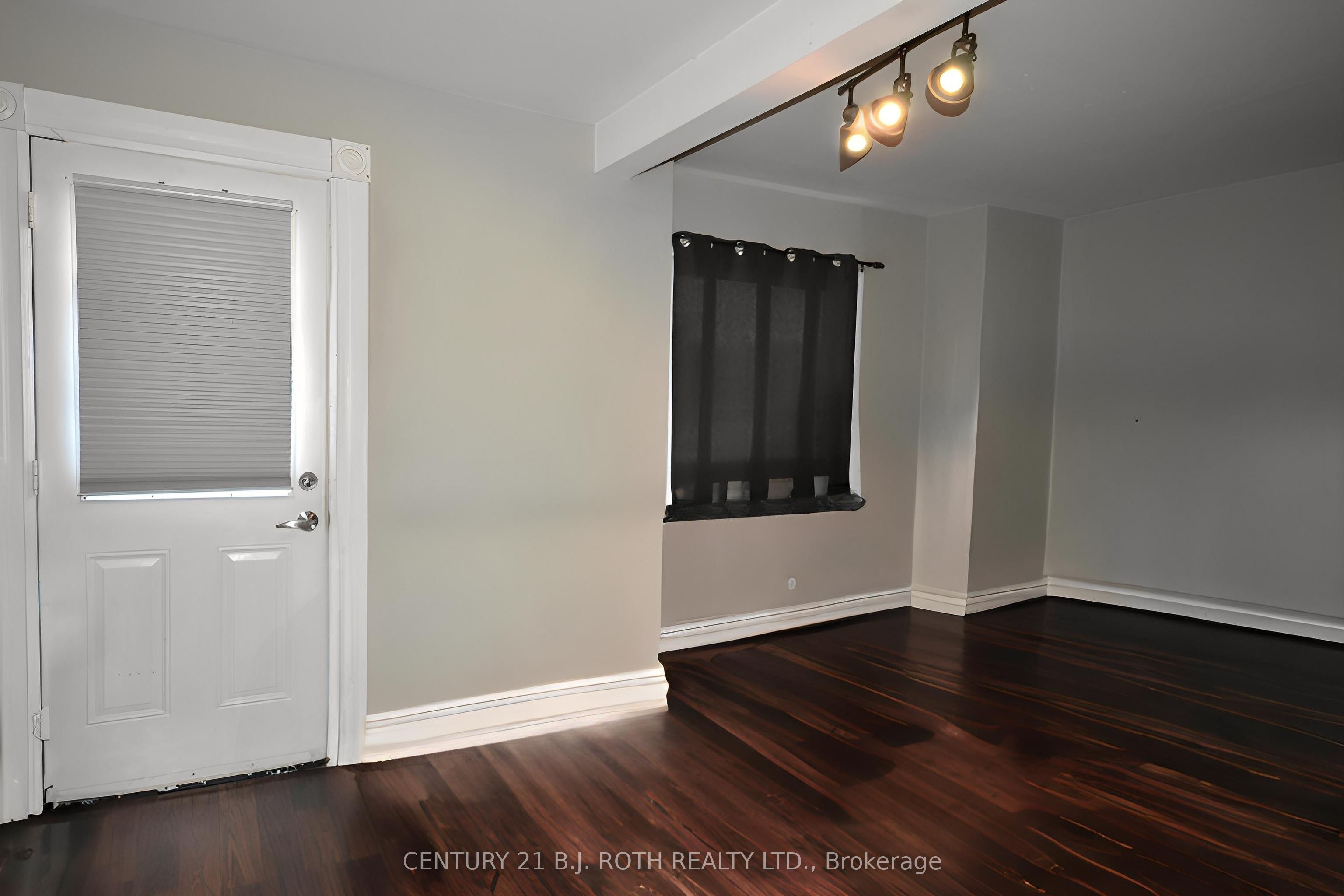 75 High Street Property Photo 12