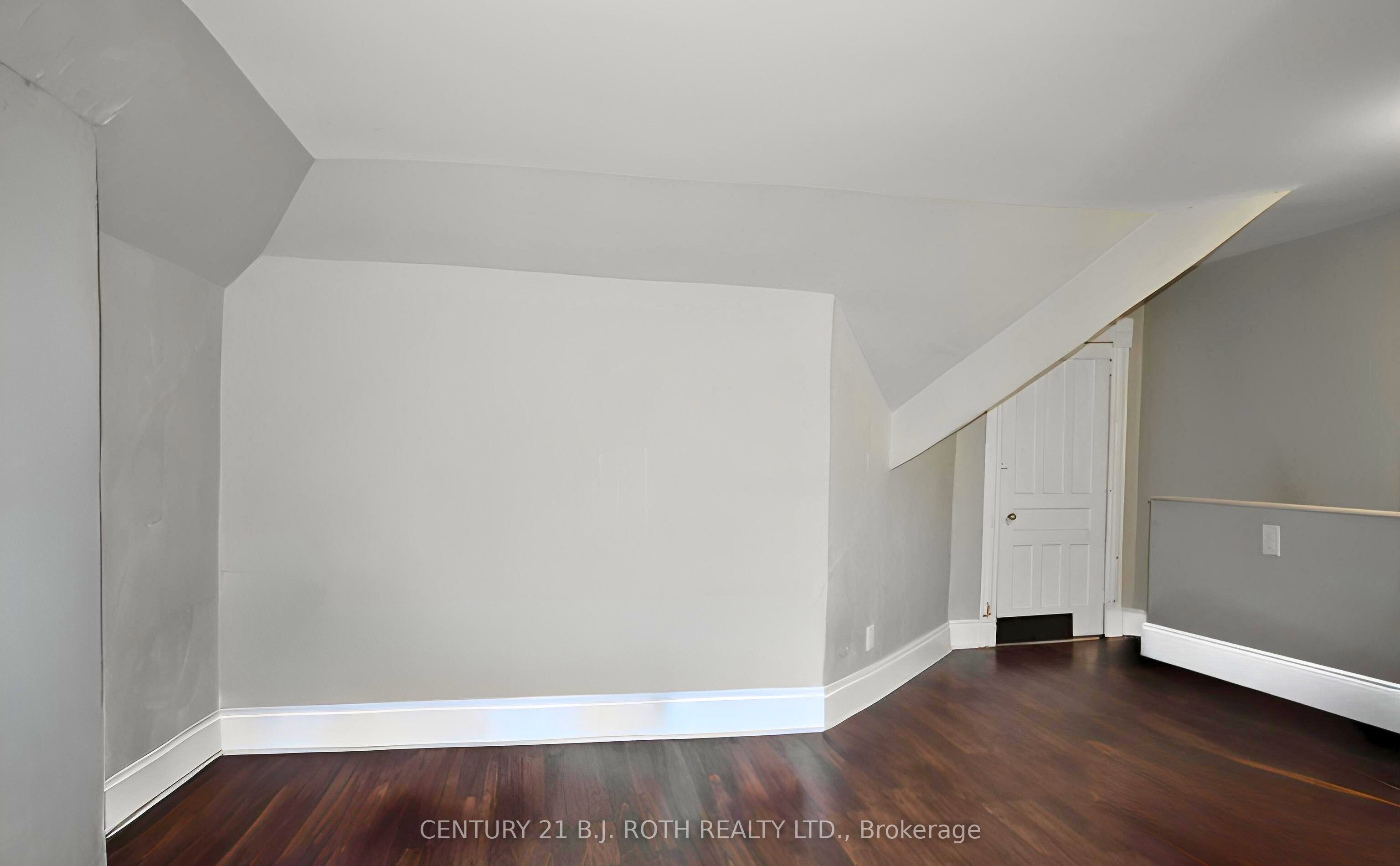 75 High Street Property Photo 15