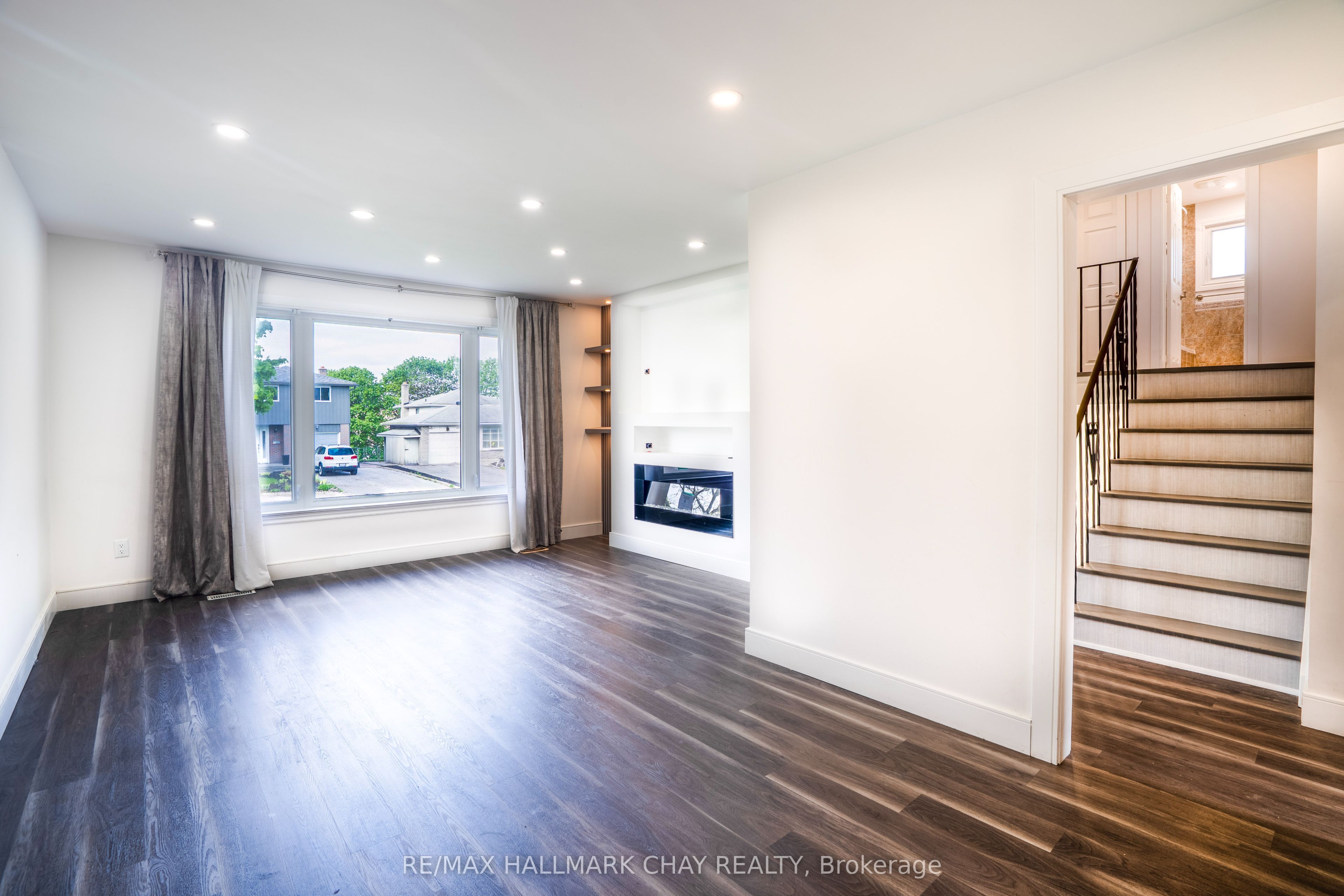 72 Jane Crescent Property Photo 8