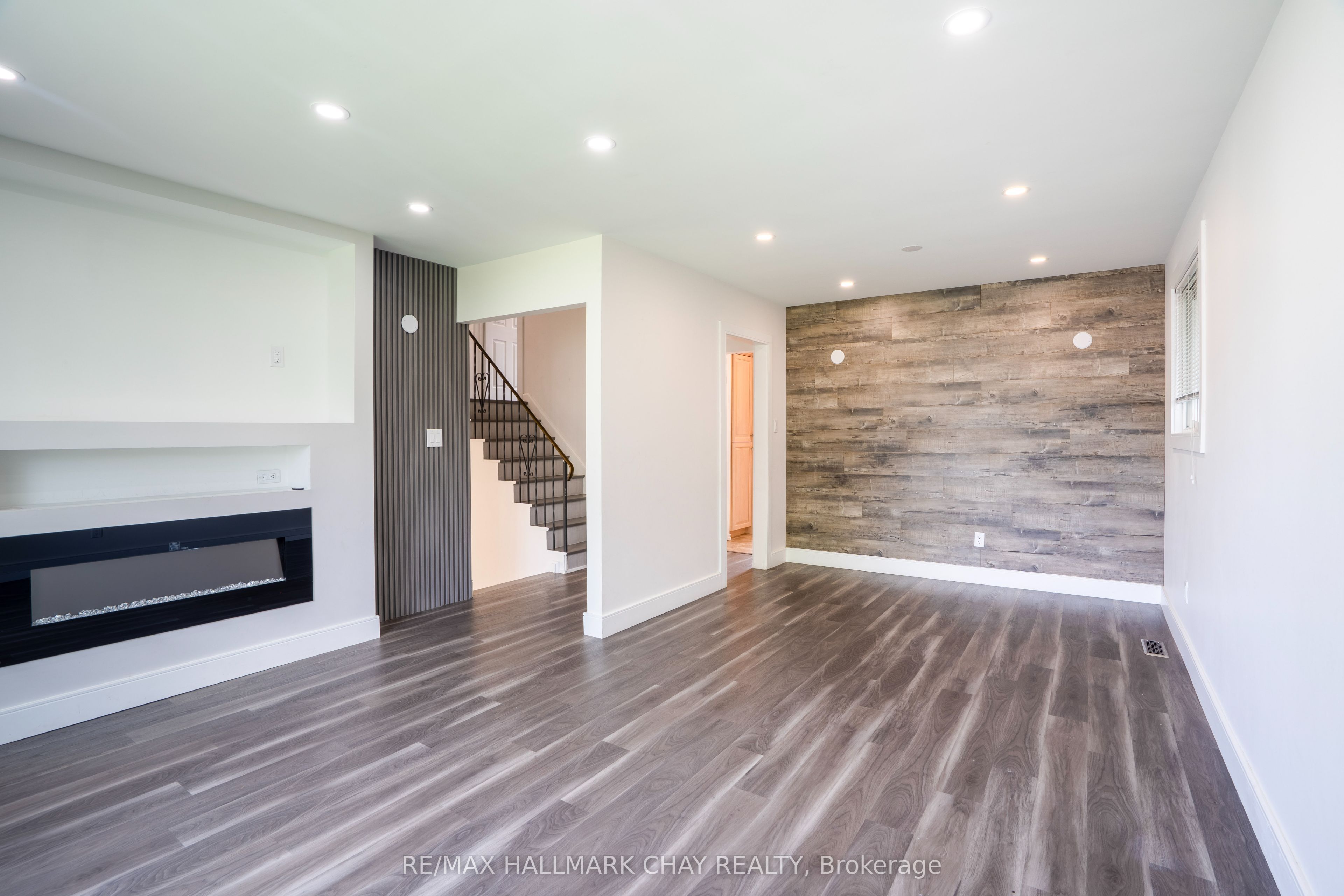 72 Jane Crescent Property Photo 10