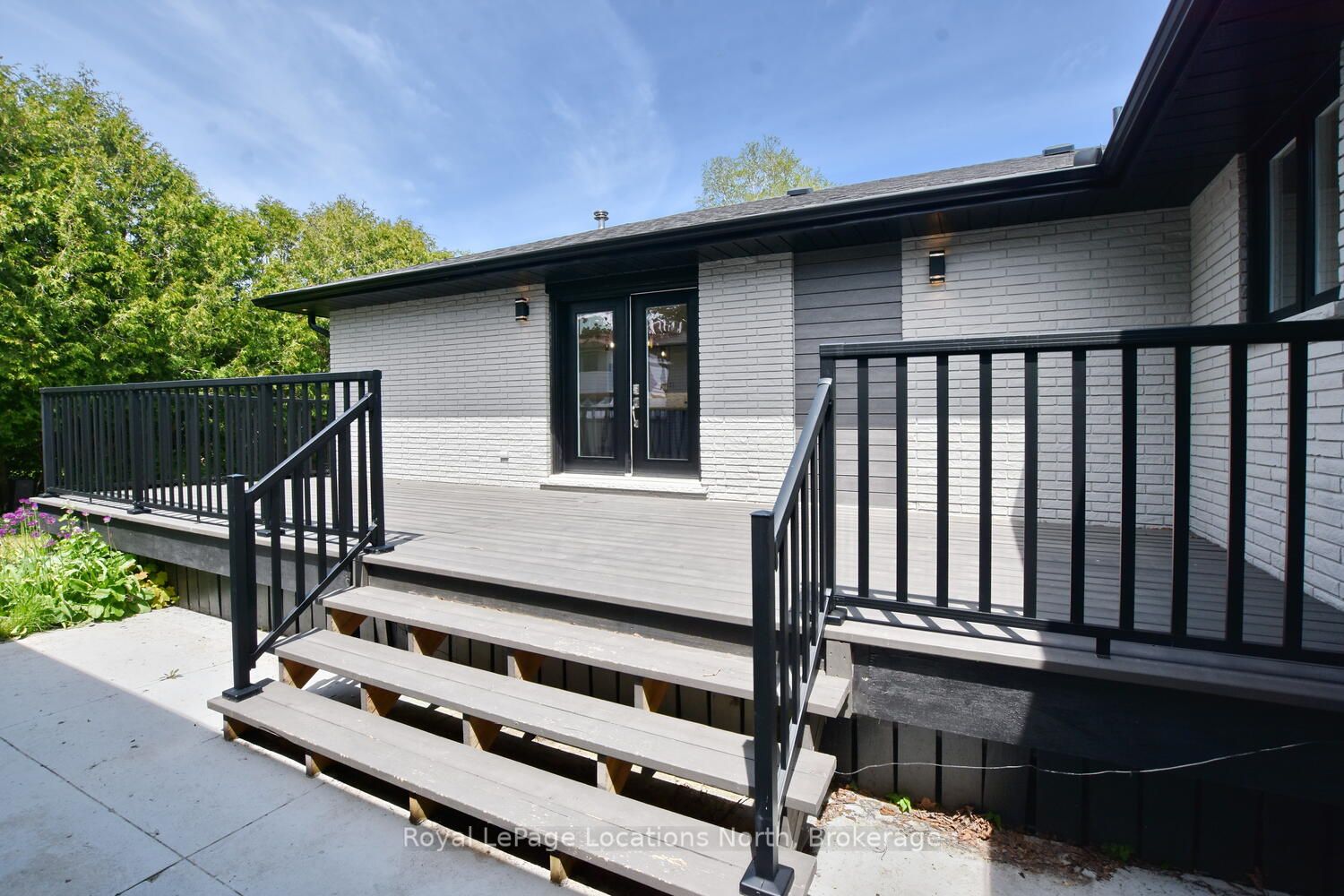 492 Birch Street Property Photo 5