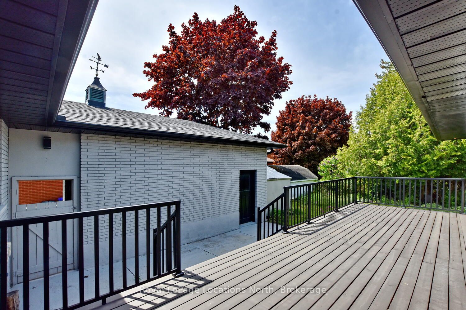 492 Birch Street Property Photo 6