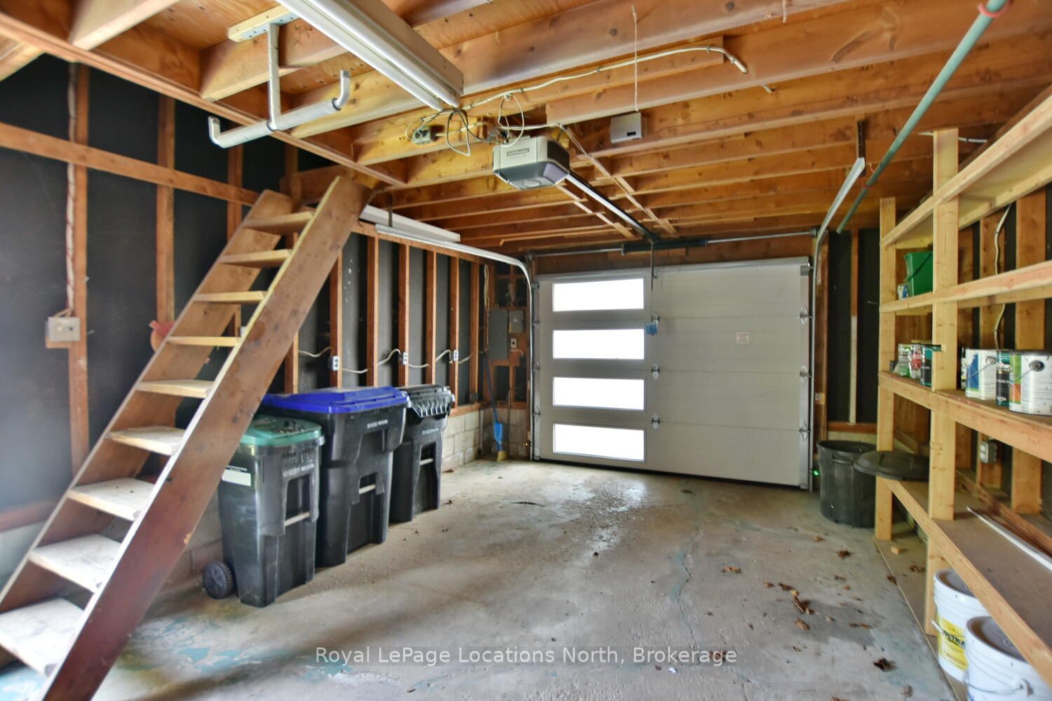 492 Birch Street Property Photo 22