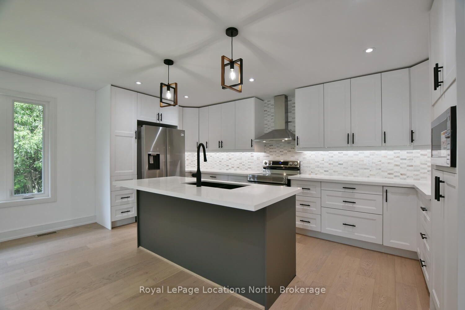 492 Birch Street Property Photo 27