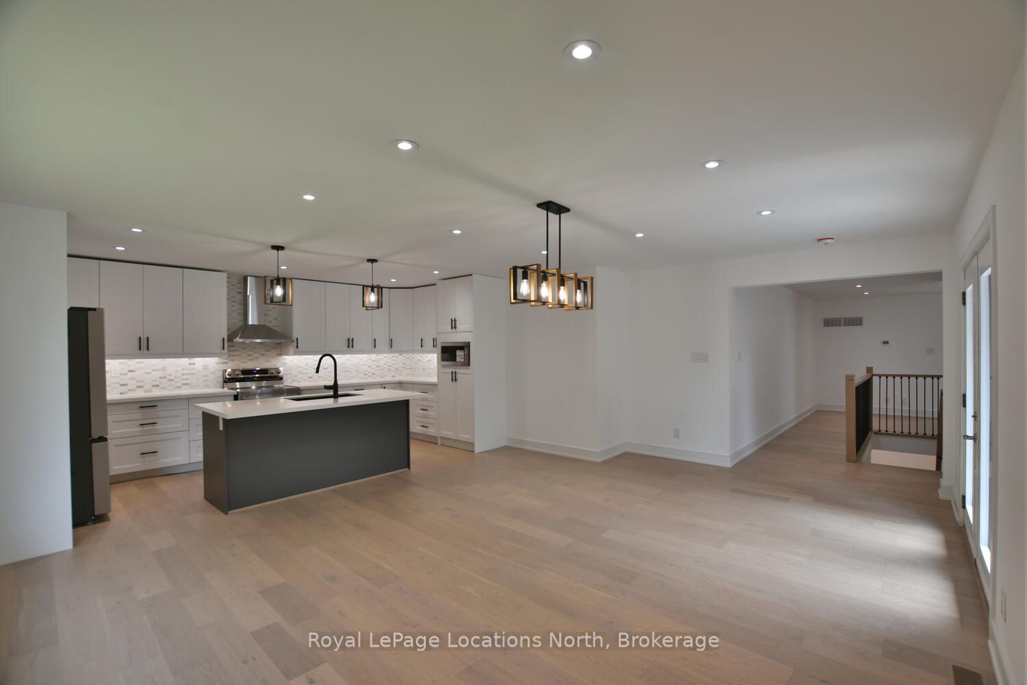 492 Birch Street Property Photo 29