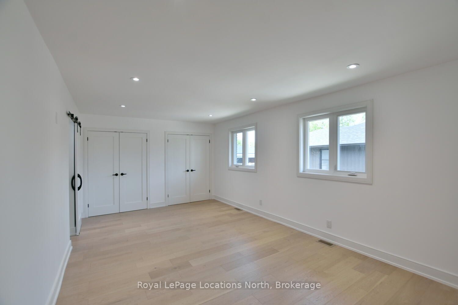 492 Birch Street Property Photo 31