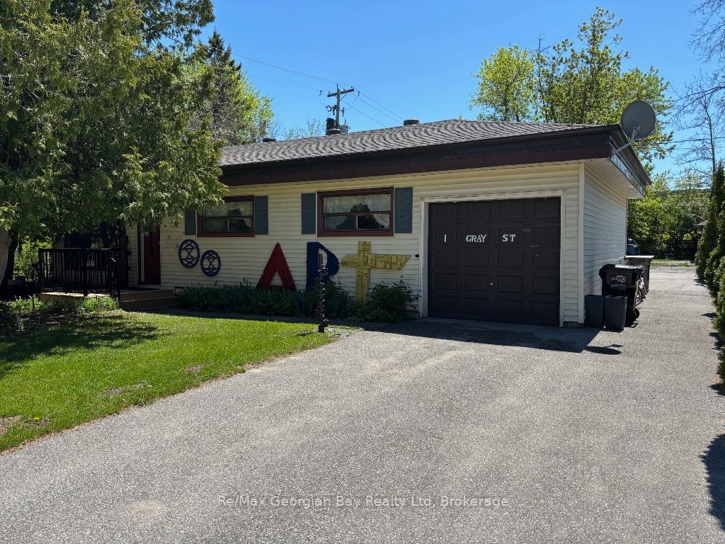 1 Gray Street Property Photo 1