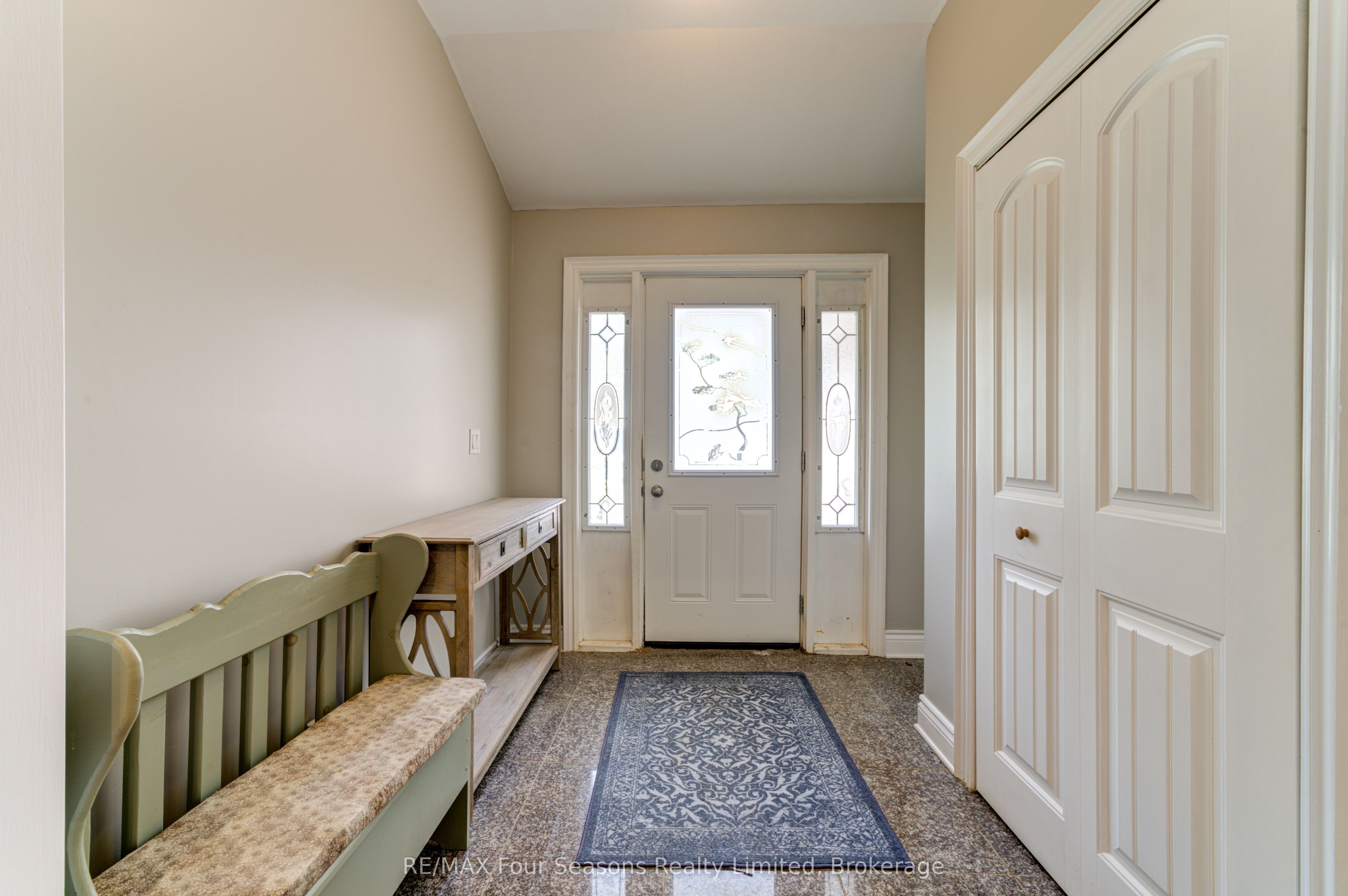 243 River Road Property Photo 5