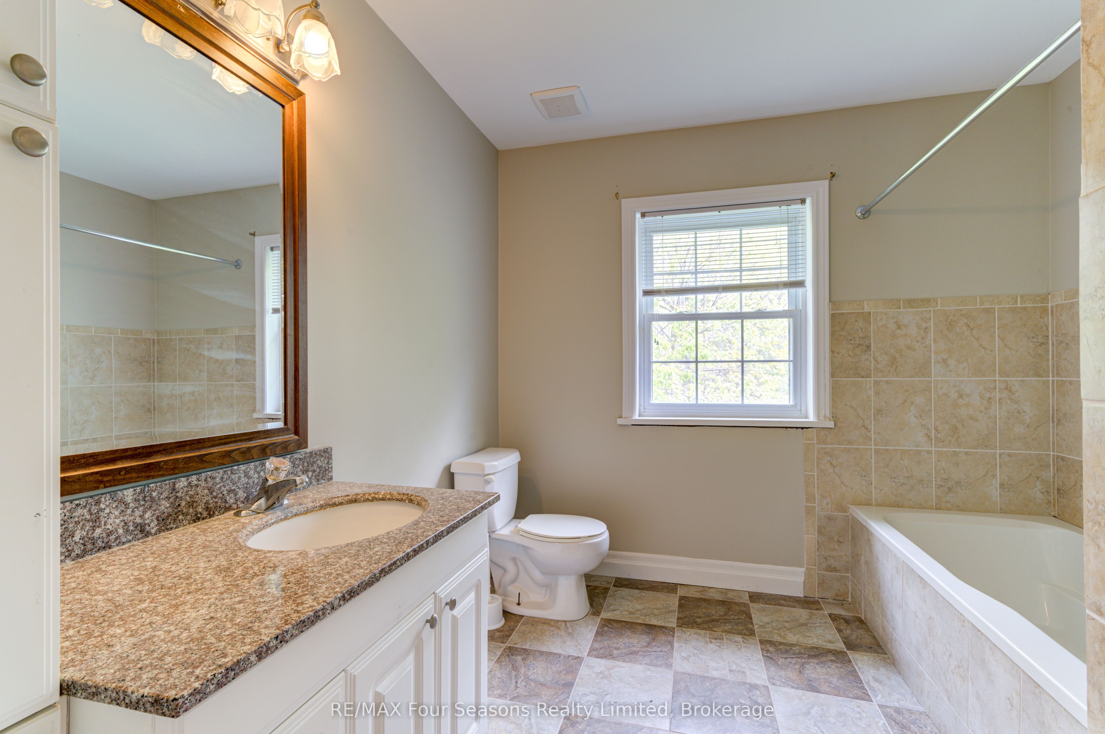 243 River Road Property Photo 29