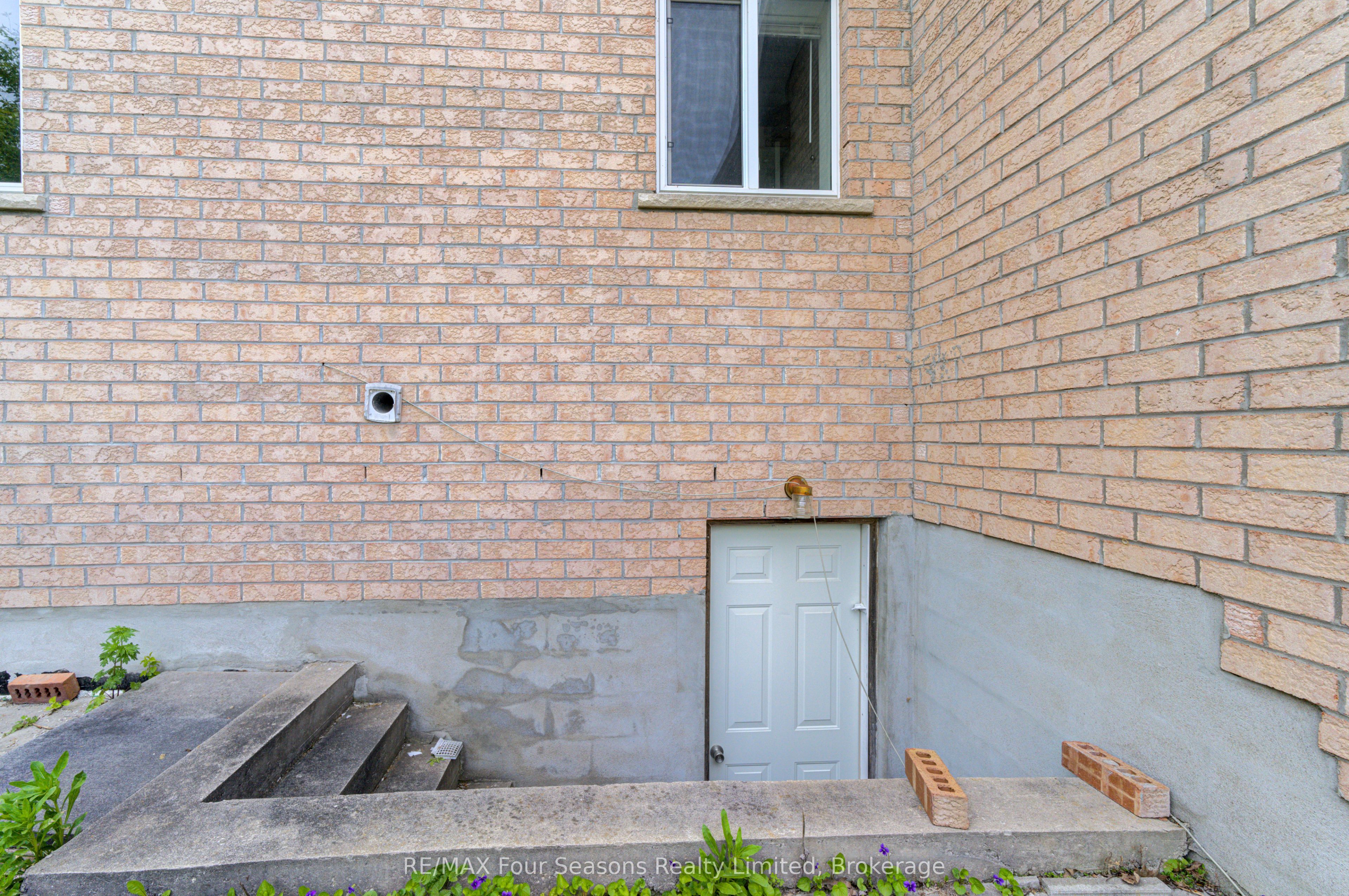 243 River Road Property Photo 36
