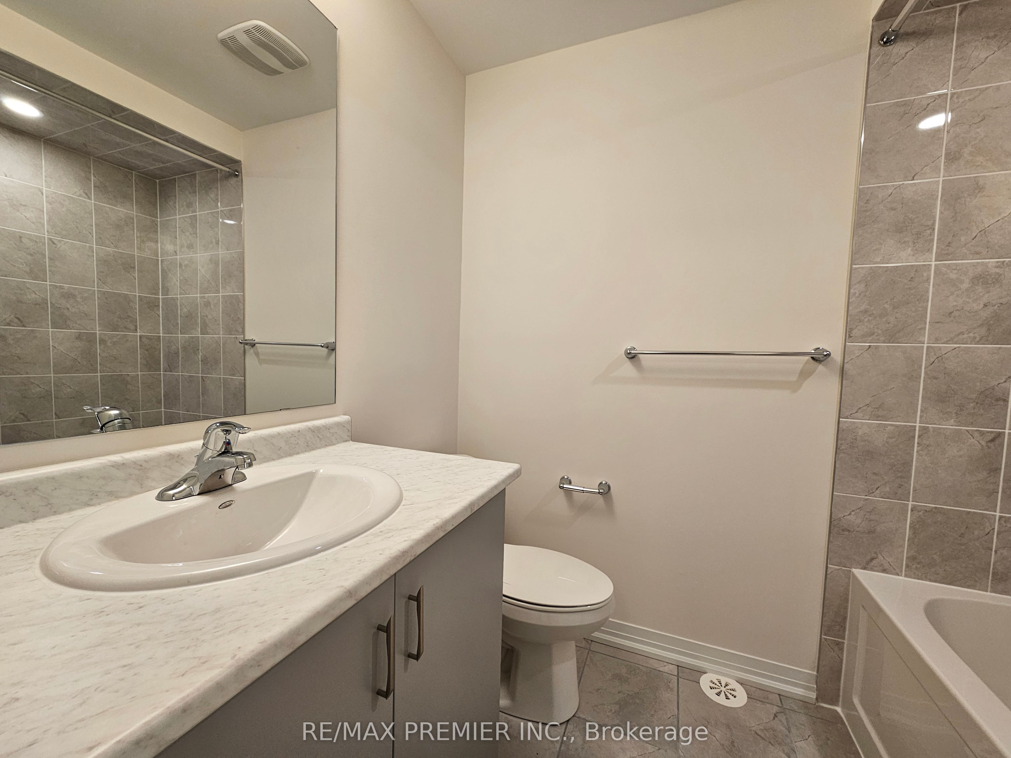 38 Cherry Hill Lane Property Photo 16