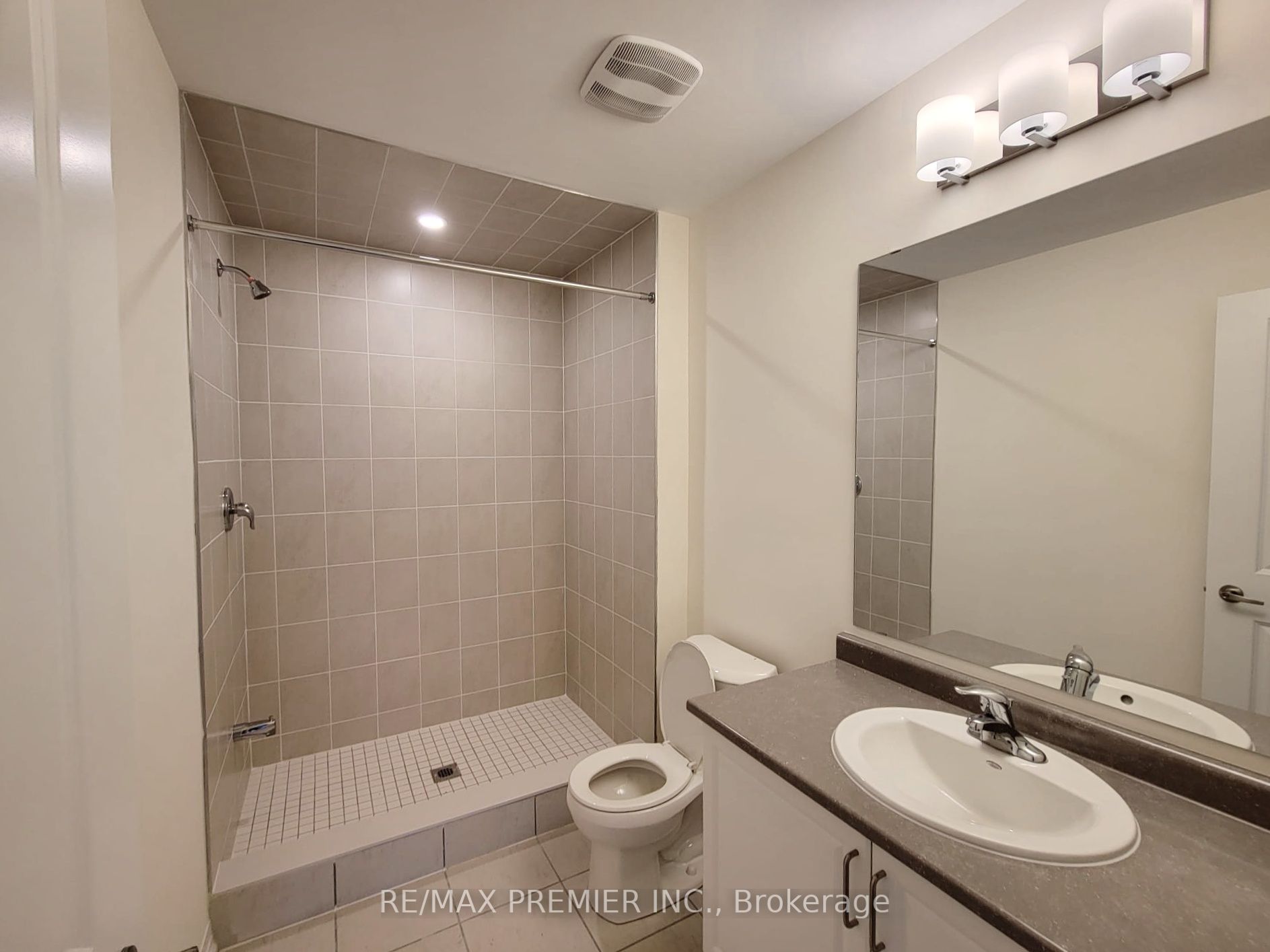41 Cherry Hill Lane Property Photo 10
