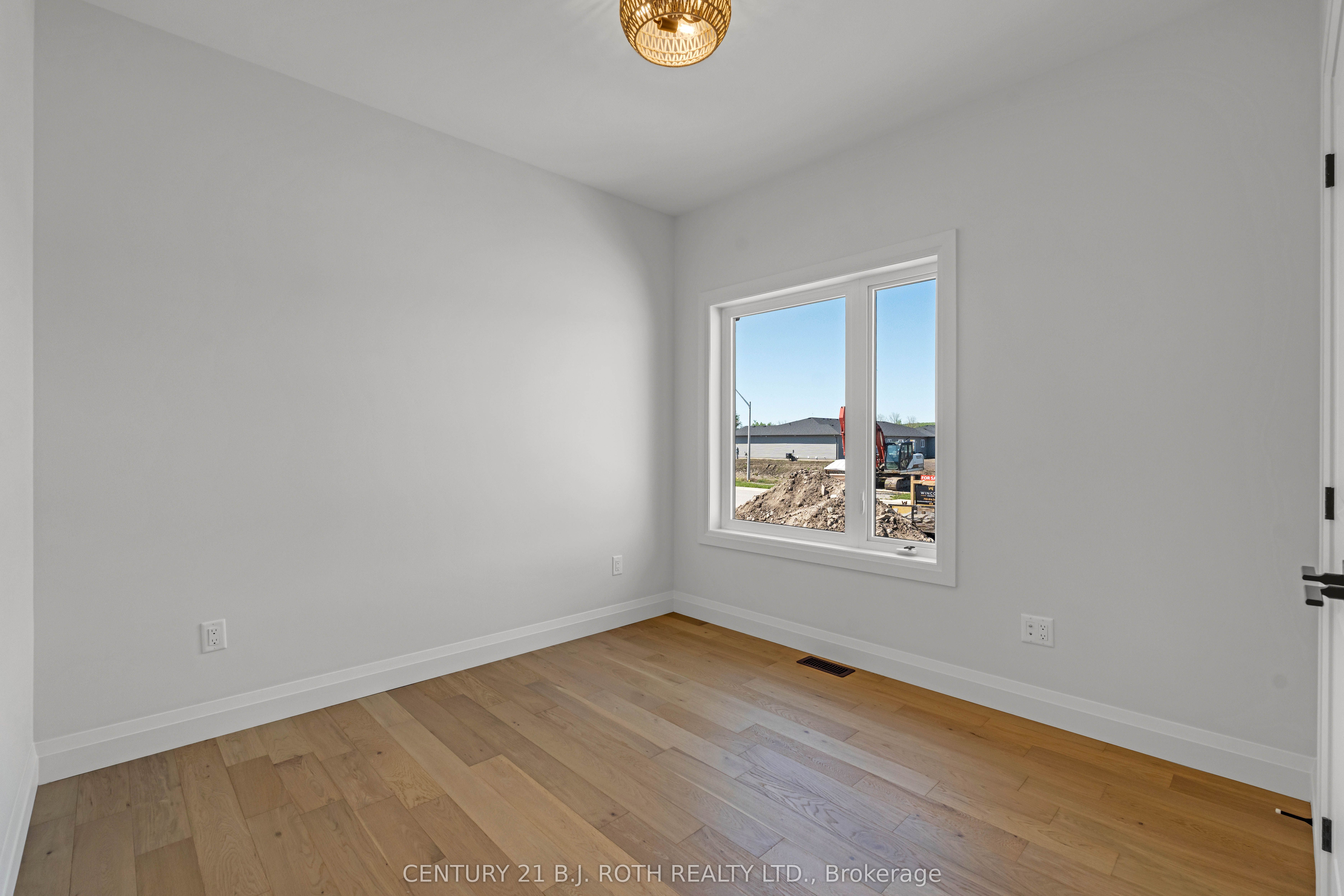 129 Brandon Avenue Property Photo 25