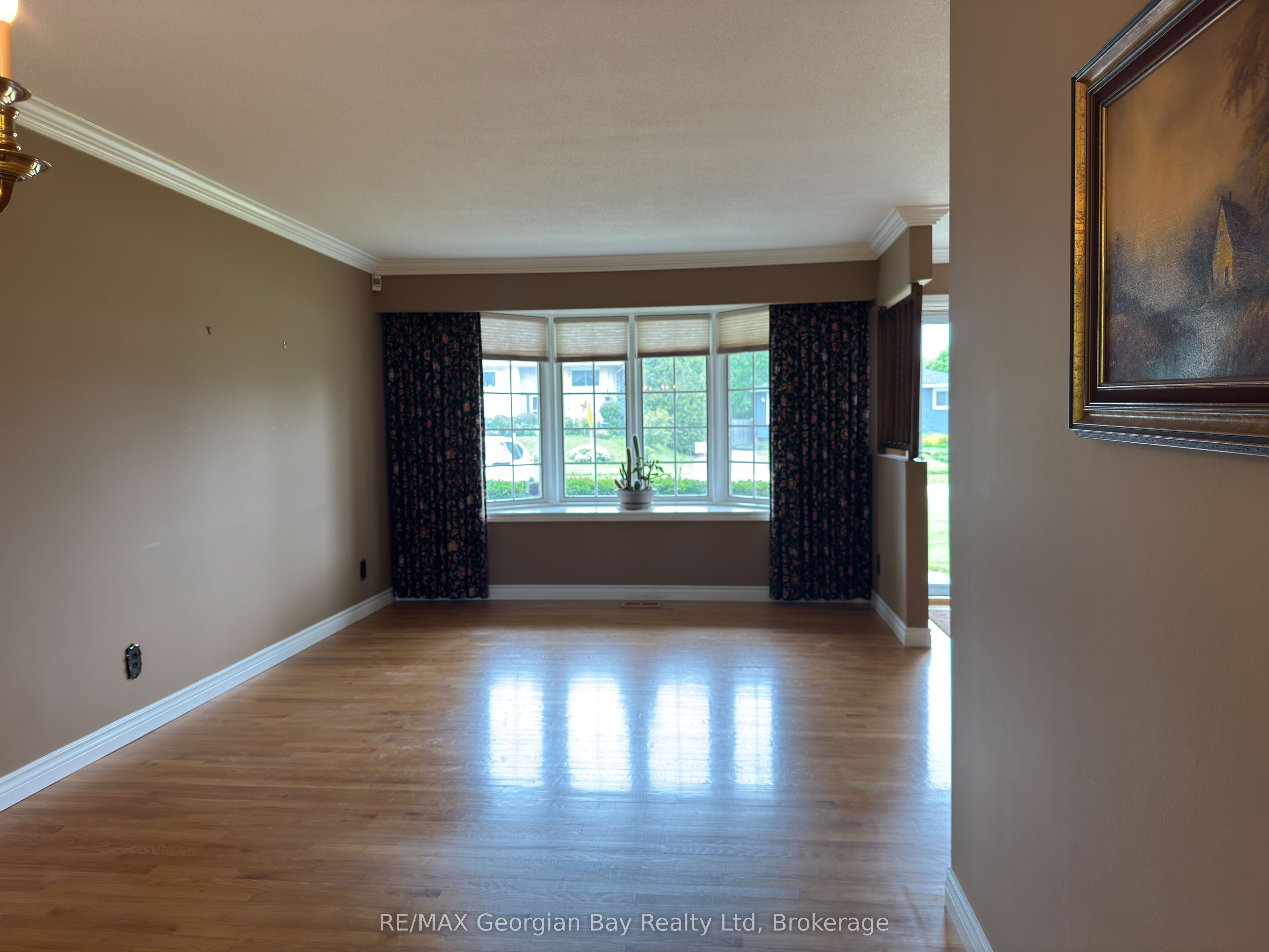 657 Manly Street Property Photo 12